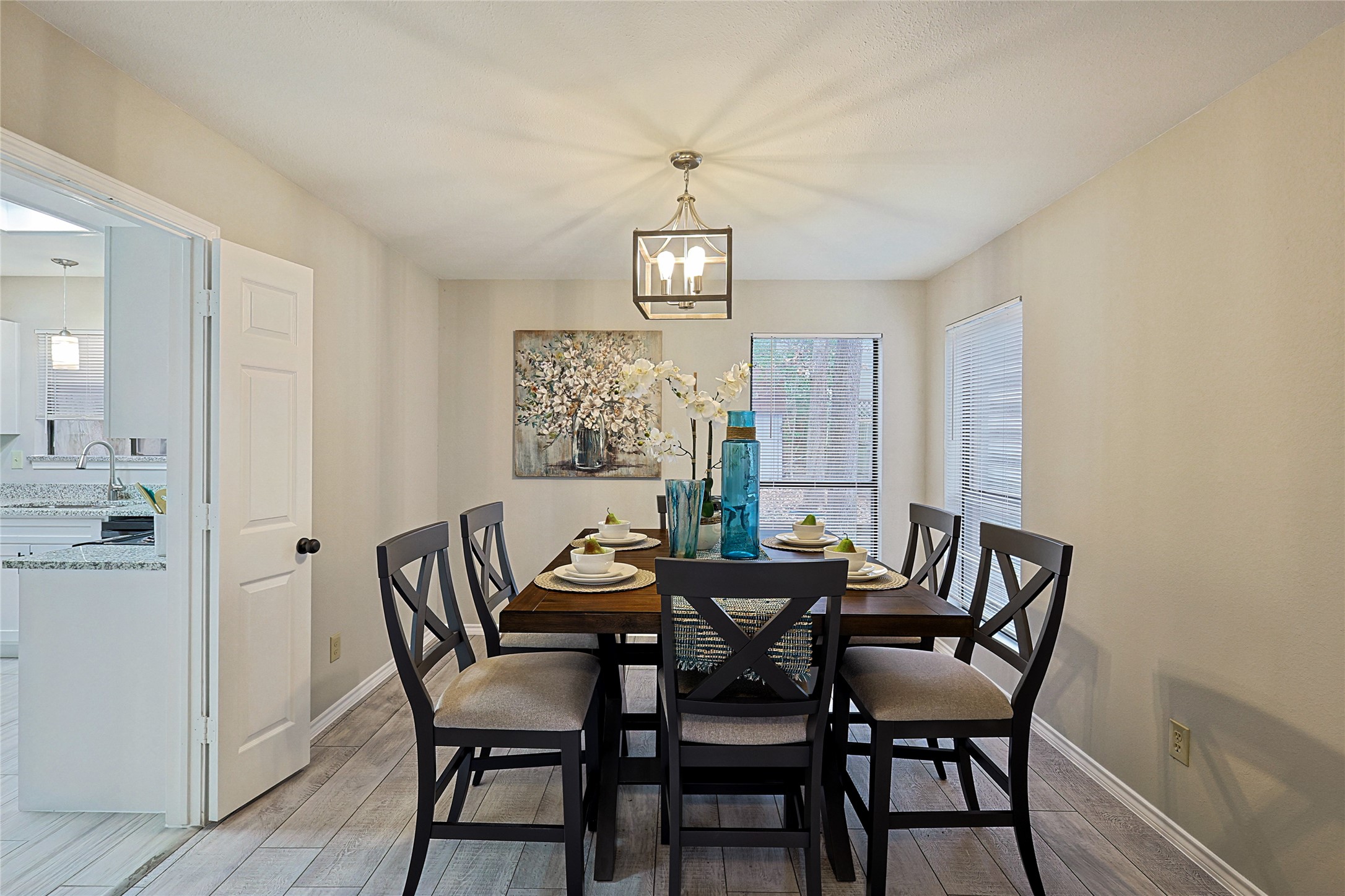 4502 Amesbury Circle