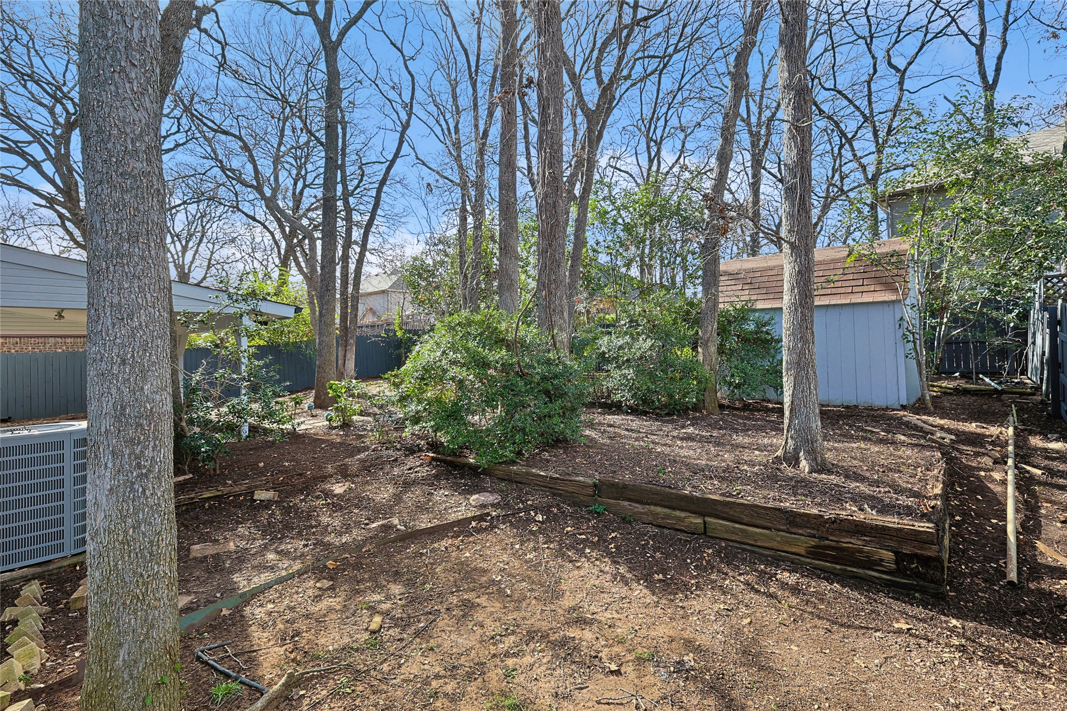 4502 Amesbury Circle
