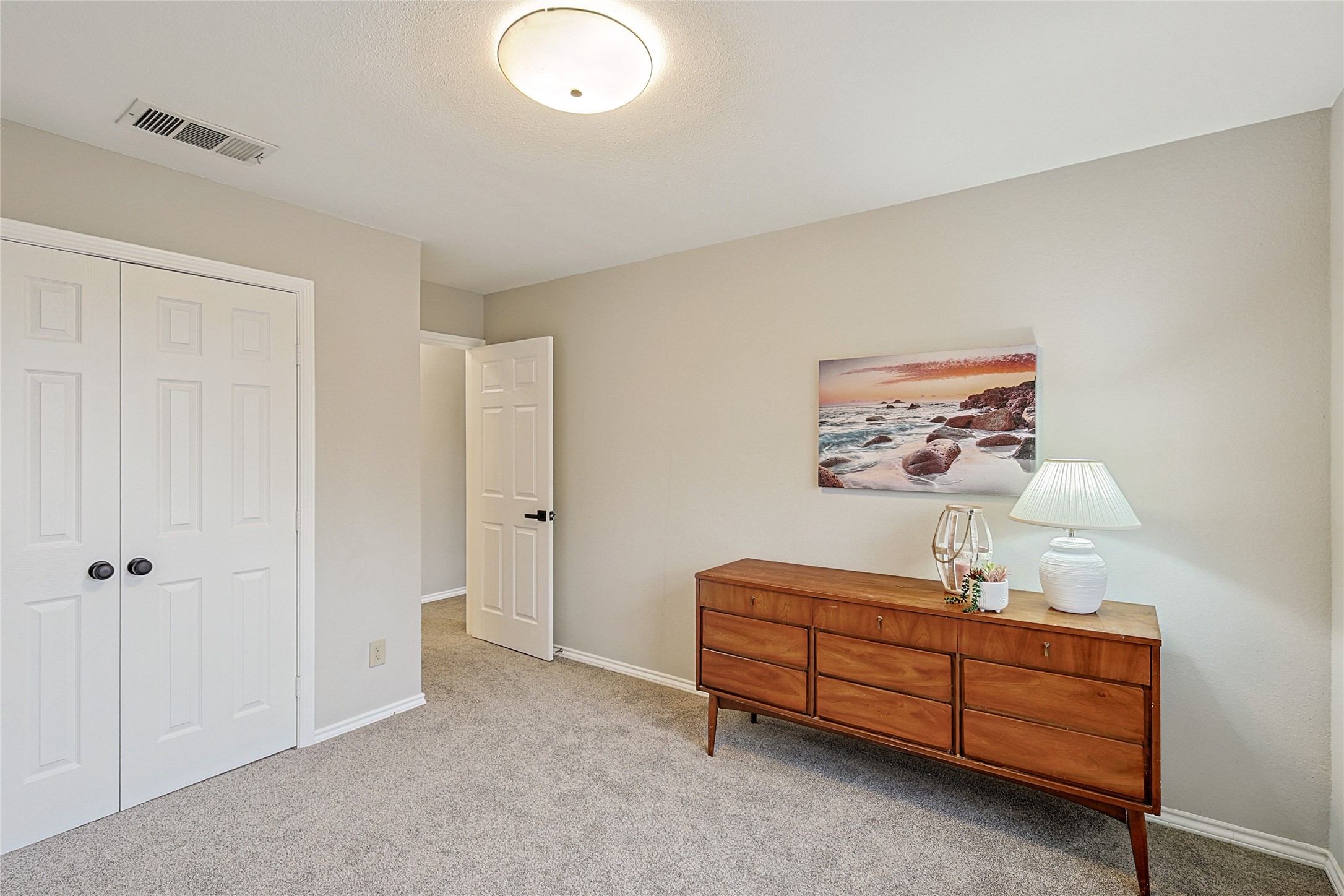 4502 Amesbury Circle
