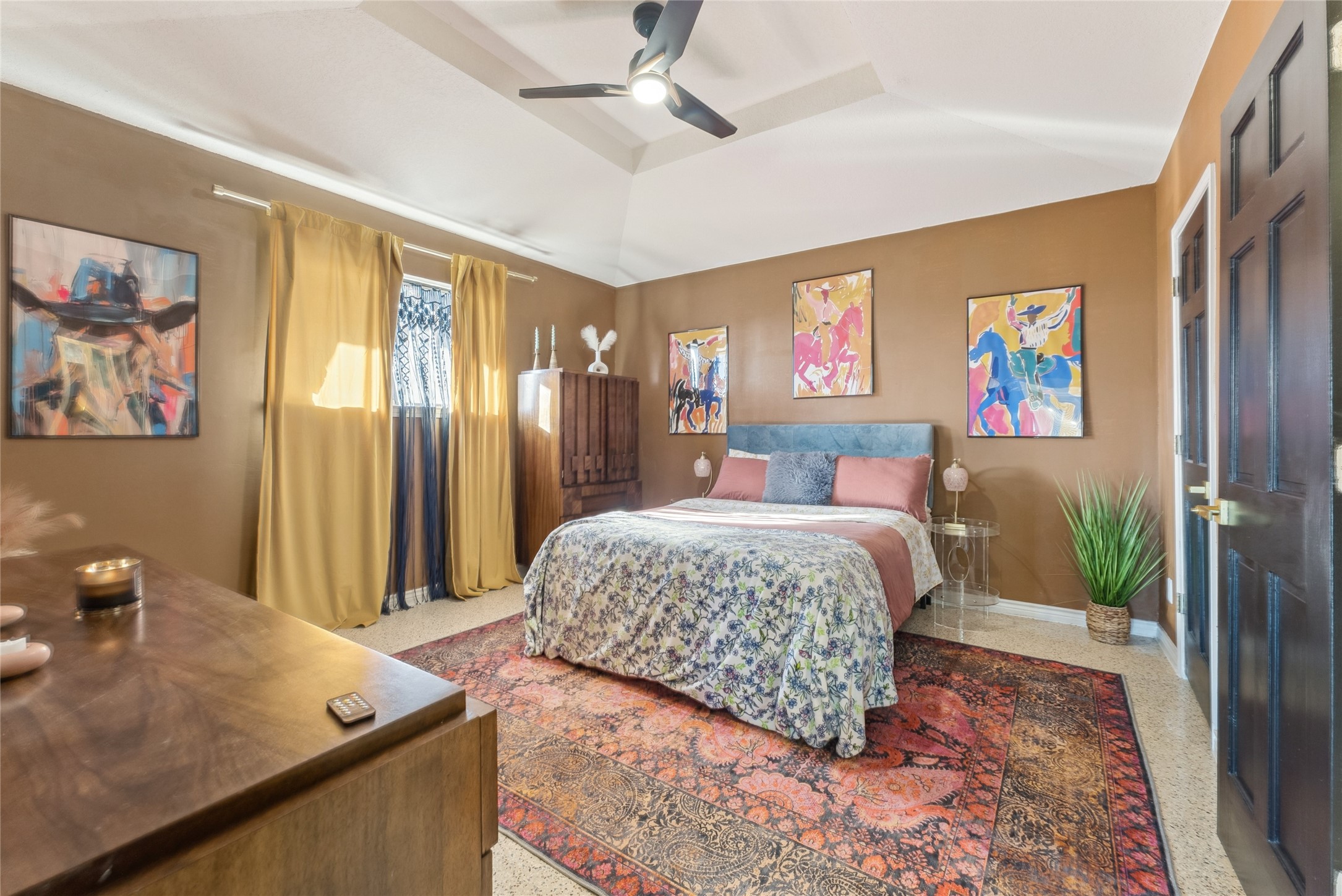 1412 Apache Court