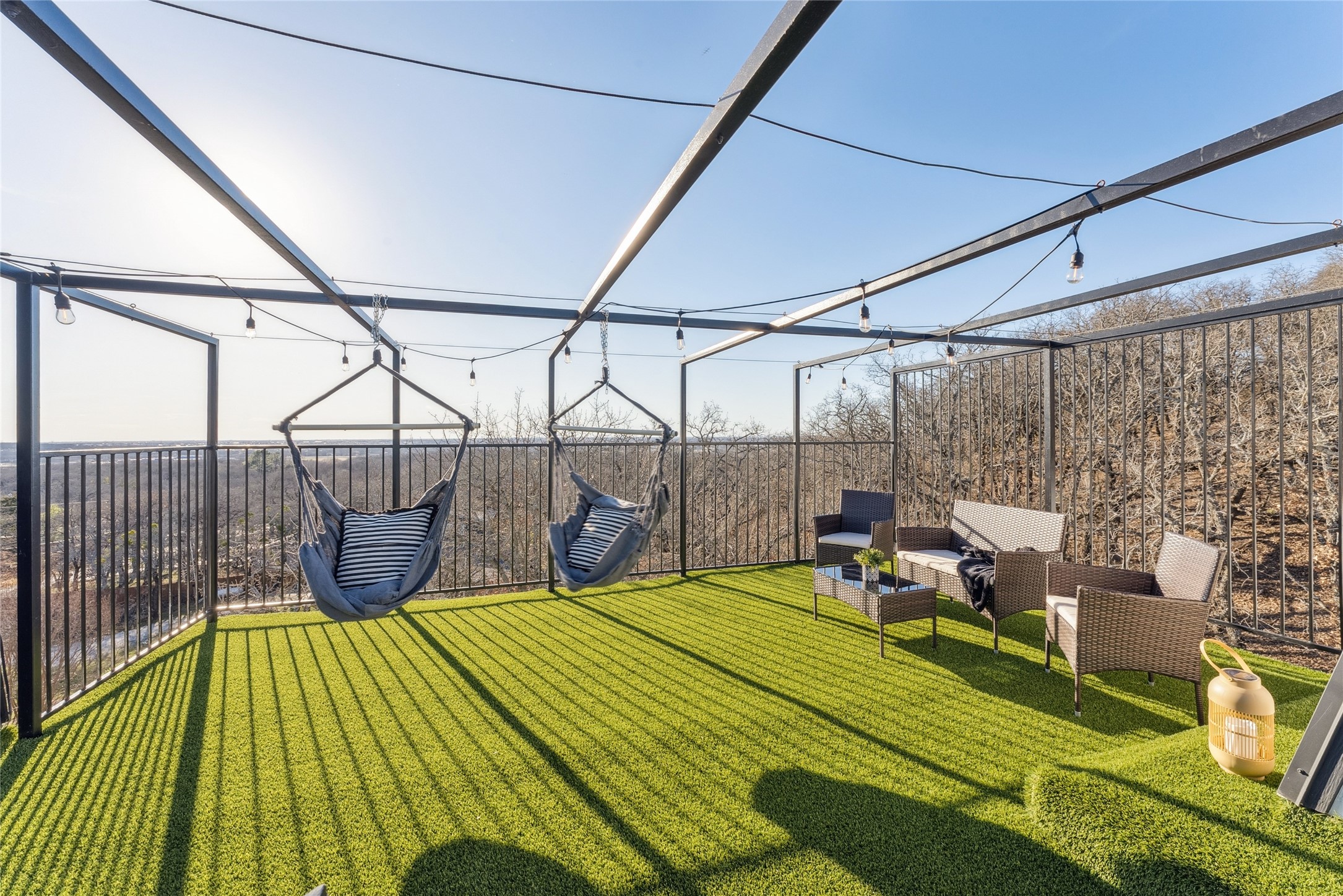 1412 Apache Court