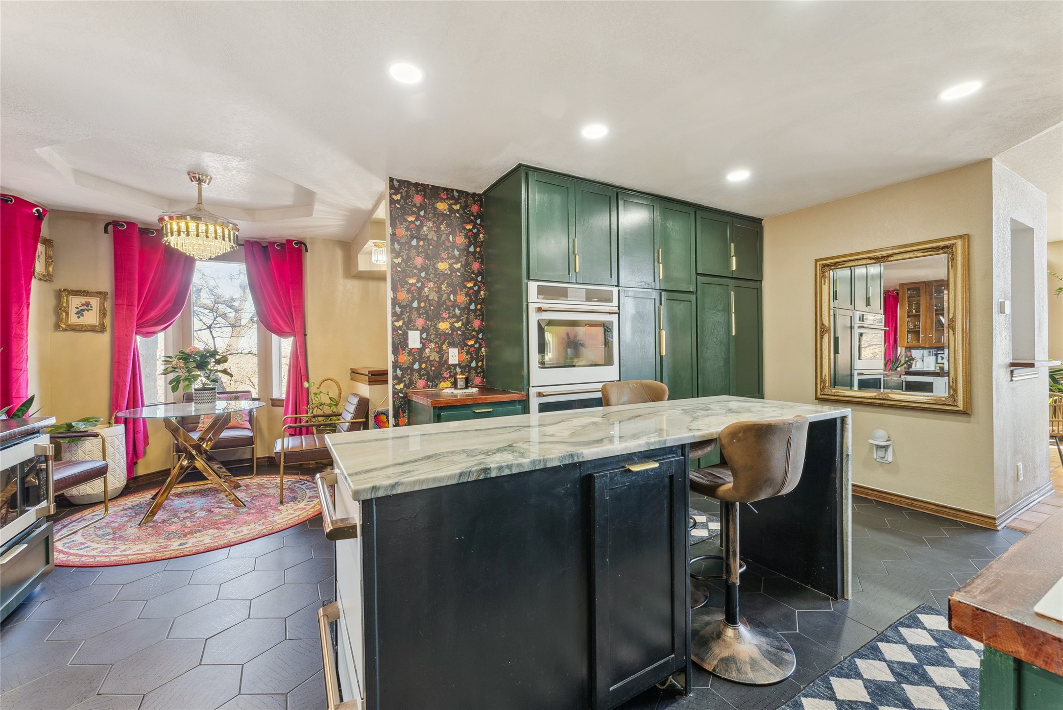 1412 Apache Court