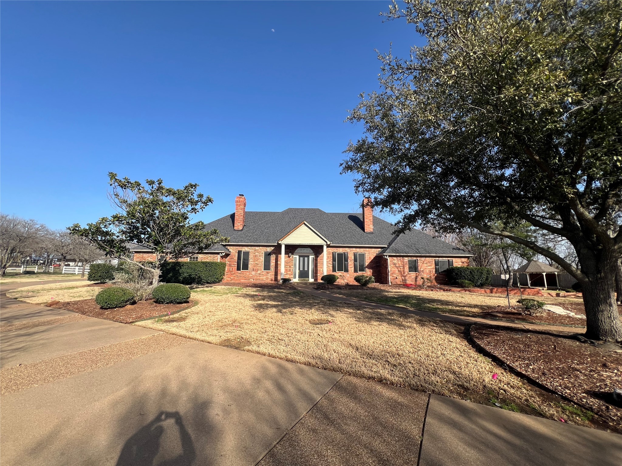 319 Country Court