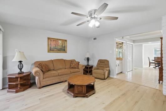 5811 Copperwood Lane 1122