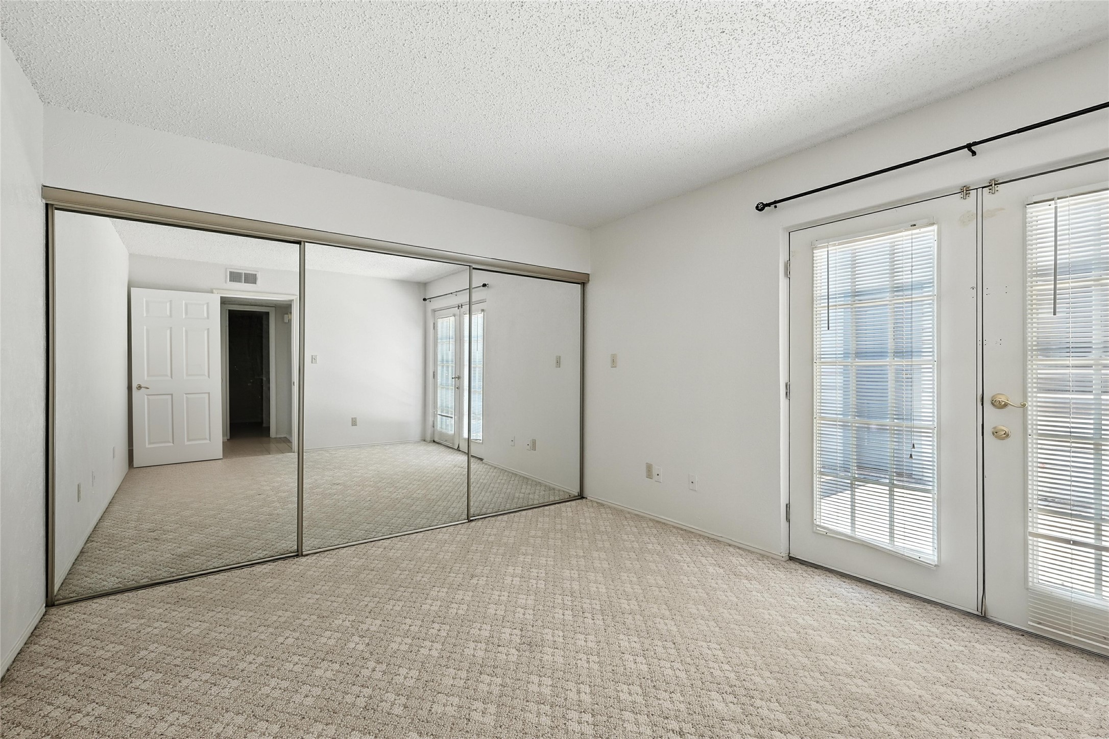 640 Bellaire Drive B