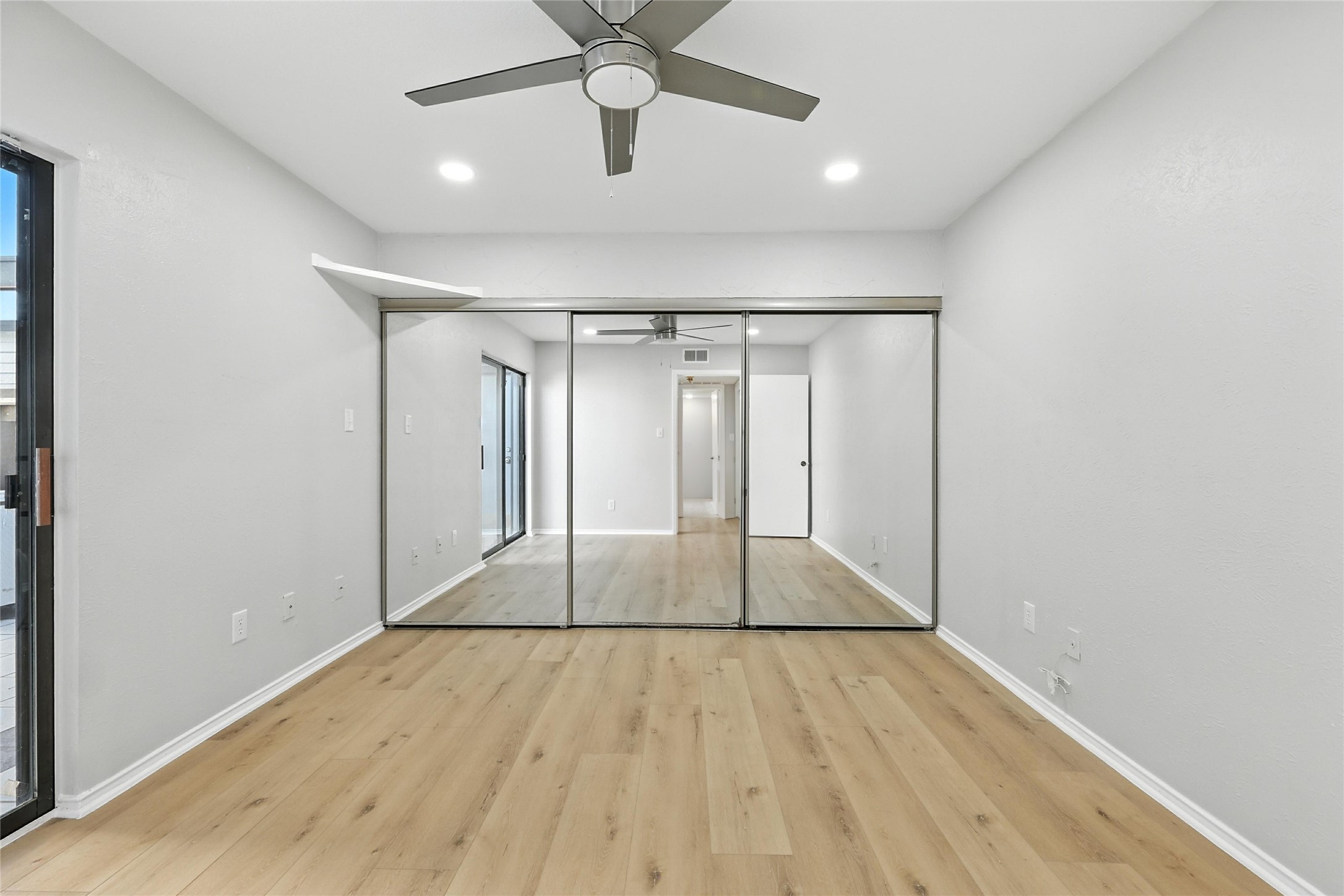 606 Bellaire Drive B