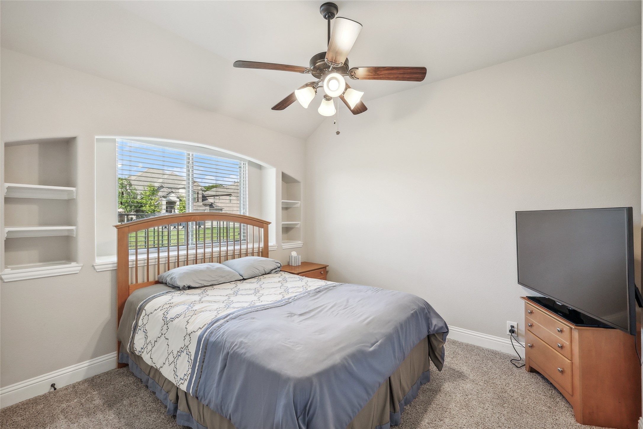 9413 Lakeway Drive