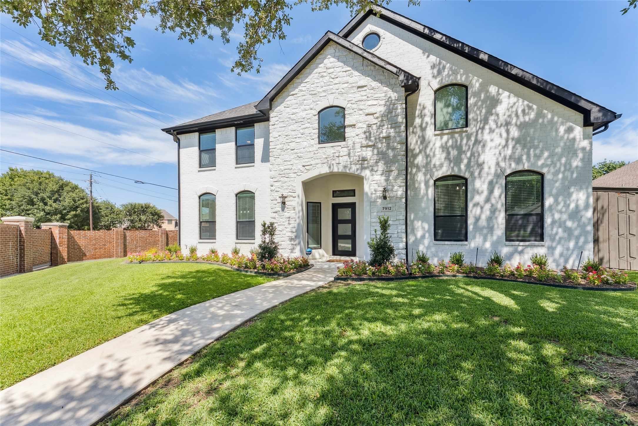 7912 La Guardia Drive