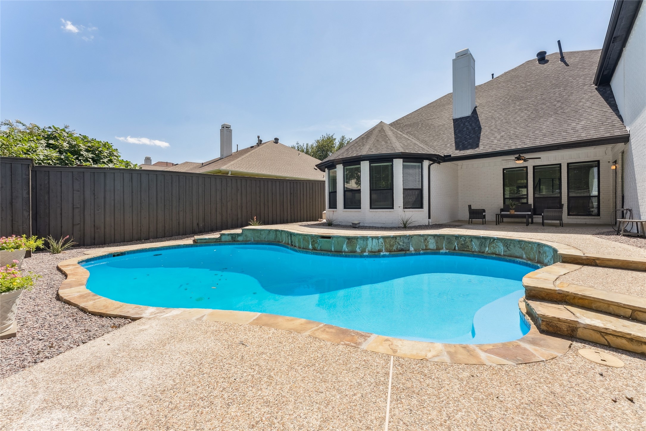 7912 La Guardia Drive