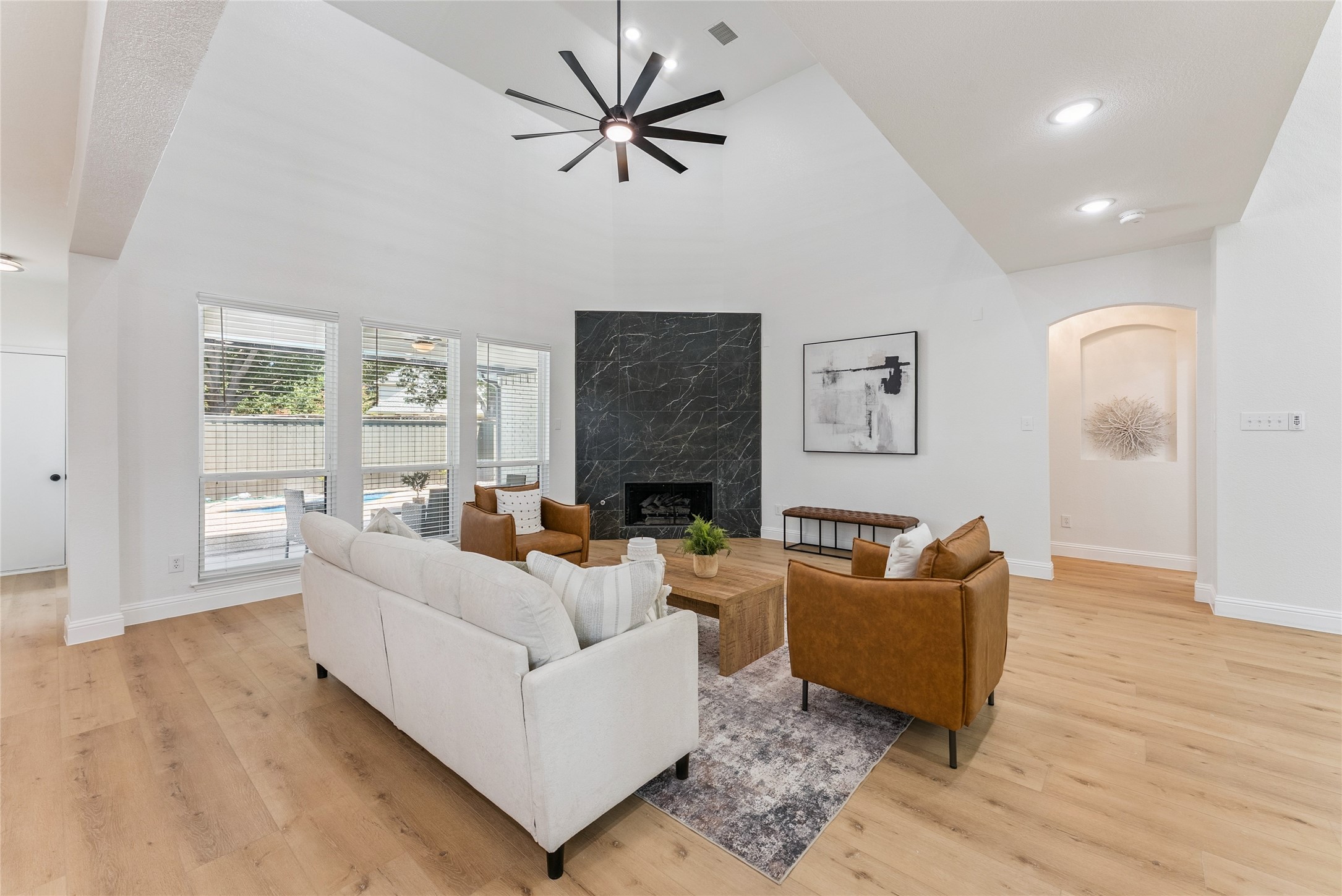 7912 La Guardia Drive