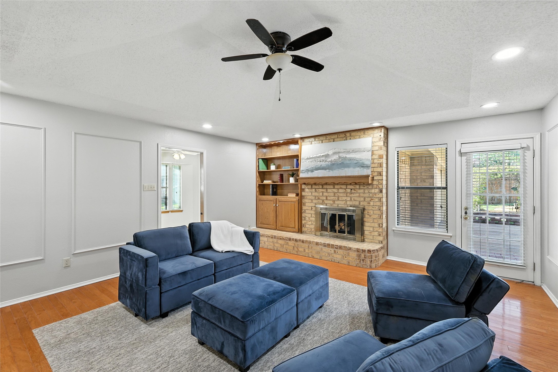 901 Spring Oak Court