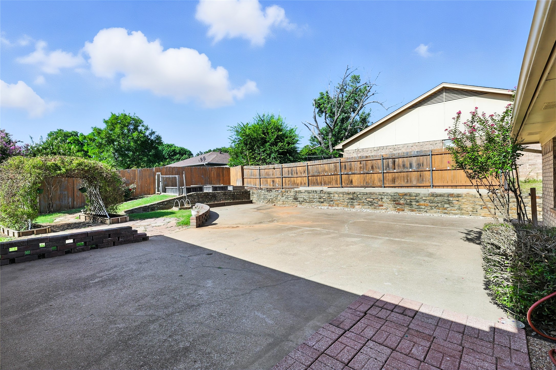 901 Spring Oak Court