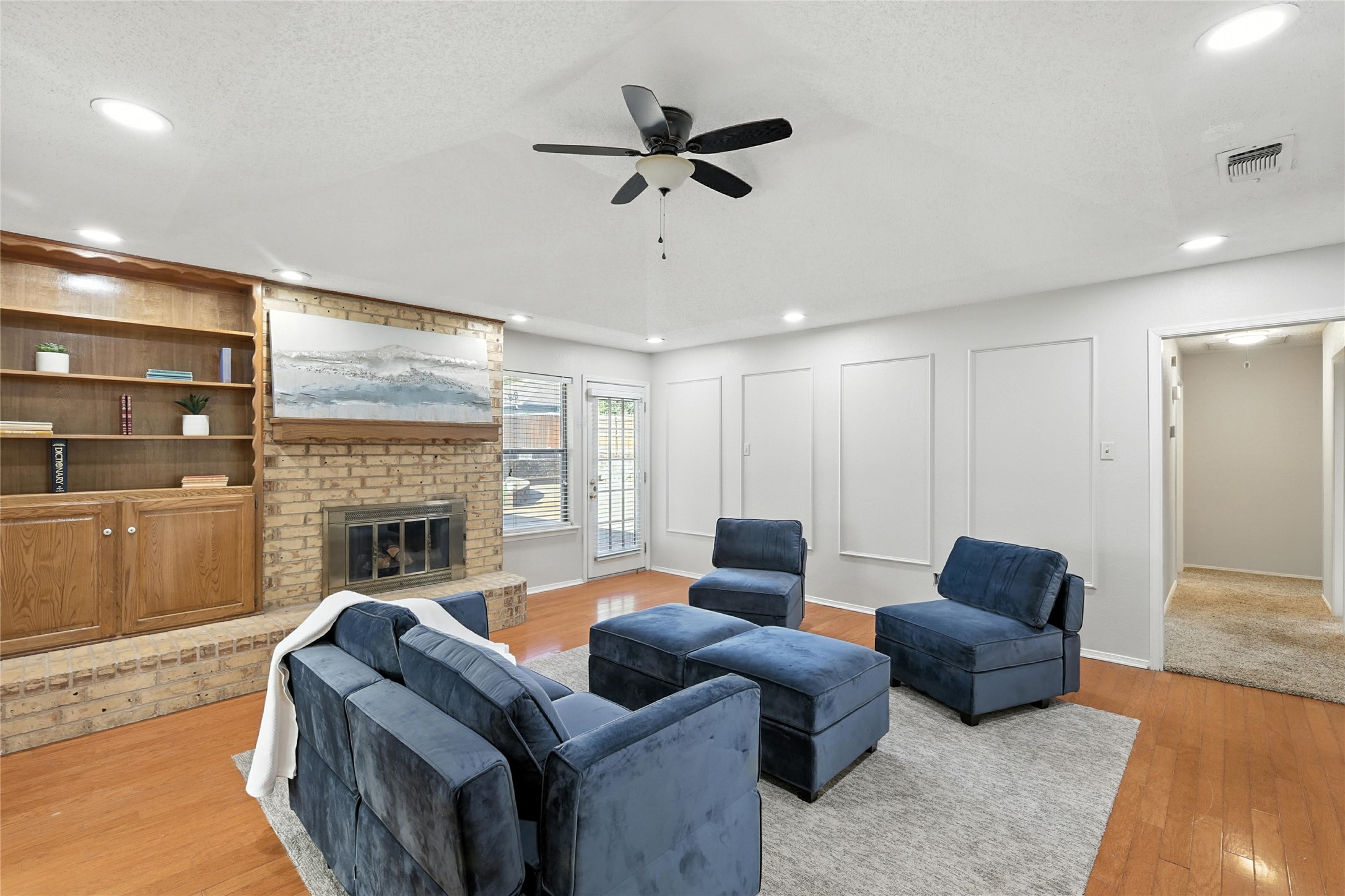 901 Spring Oak Court