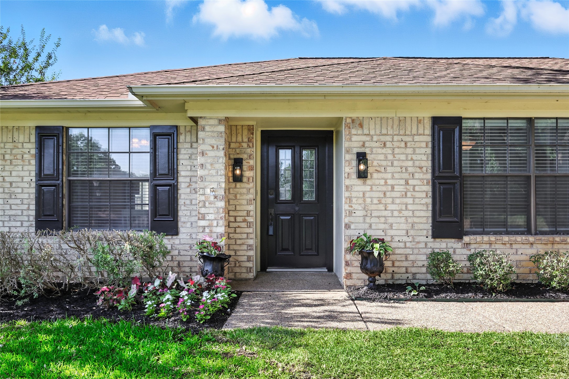 901 Spring Oak Court