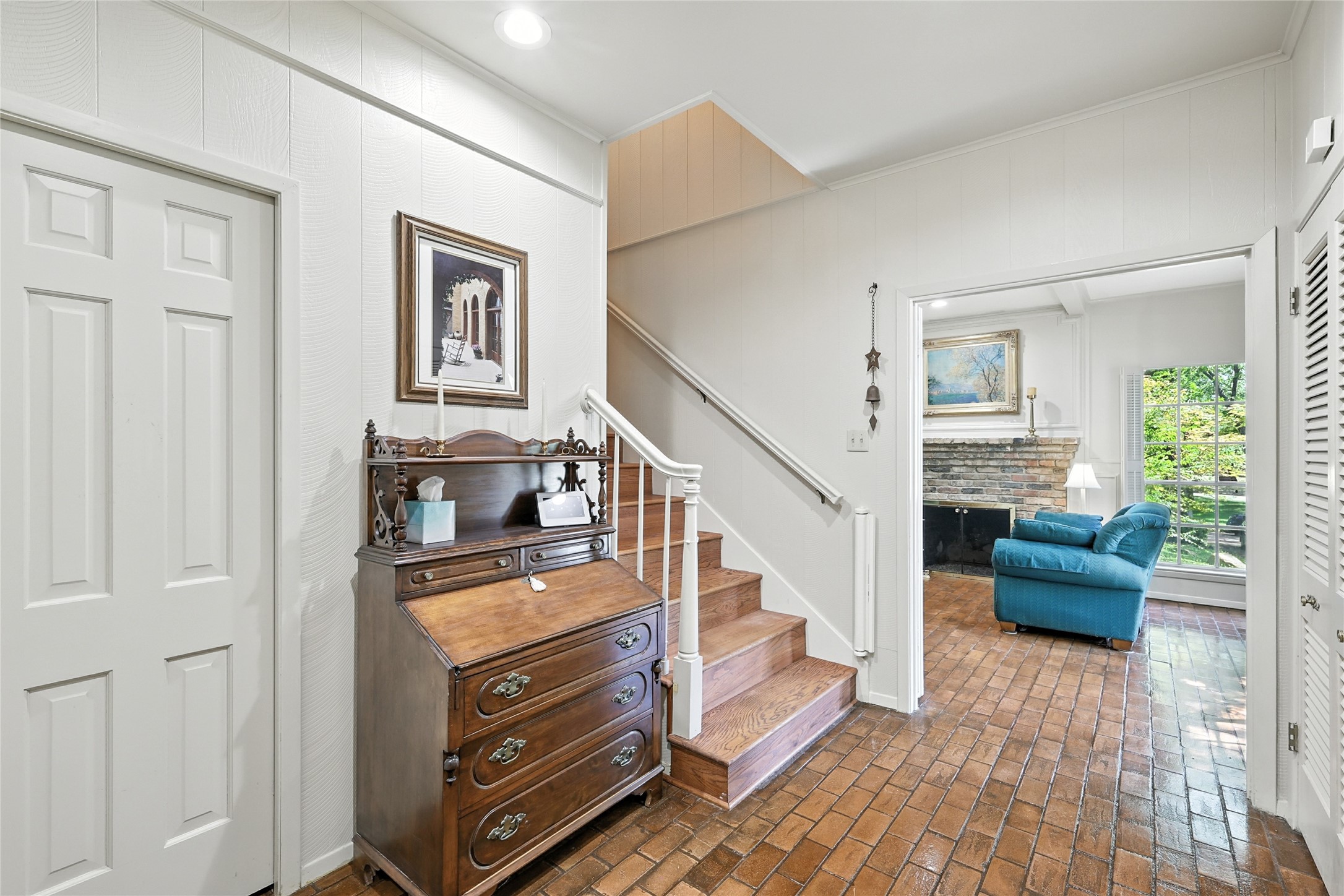 4165 Shady Valley Drive