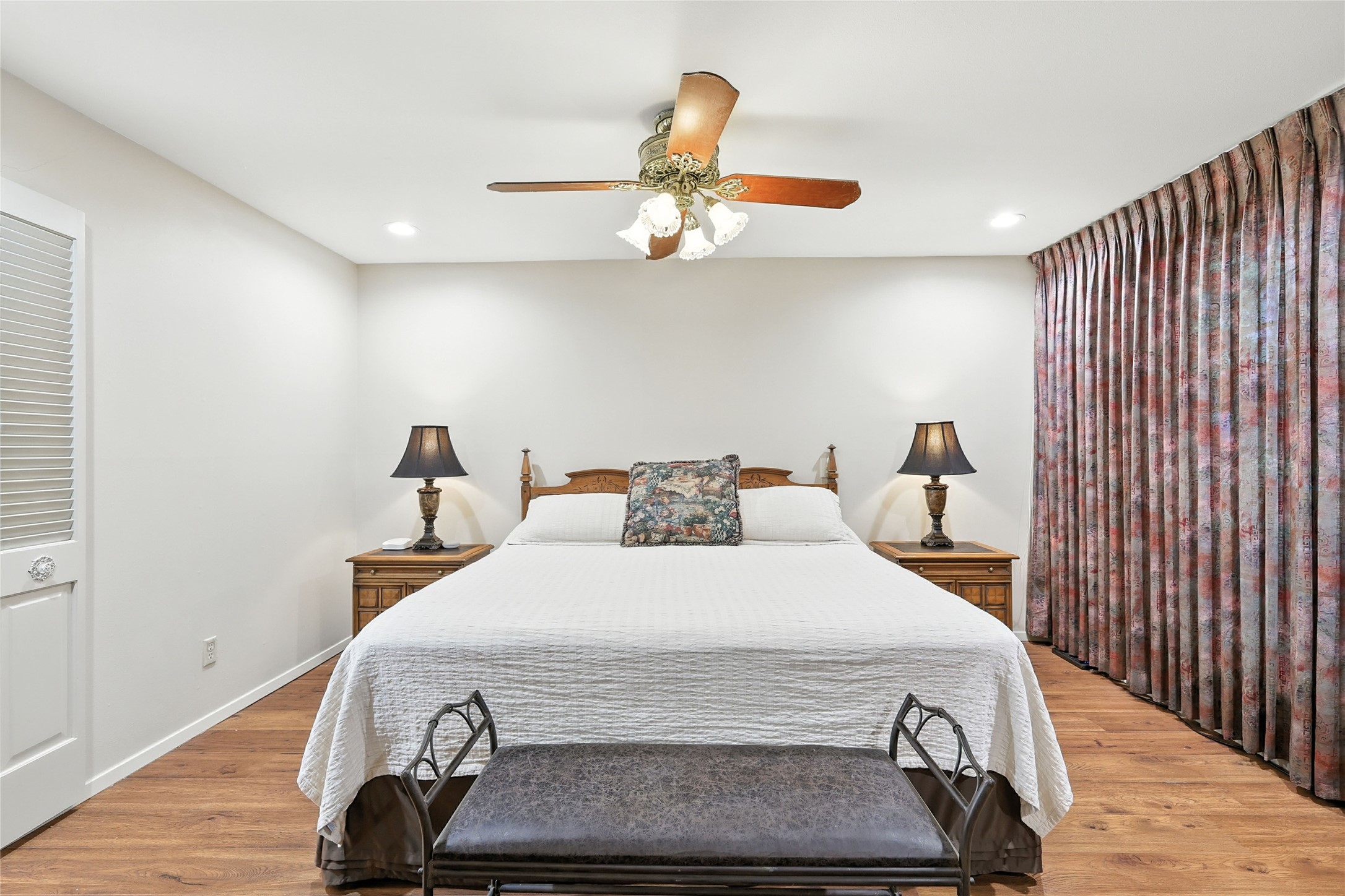 4165 Shady Valley Drive