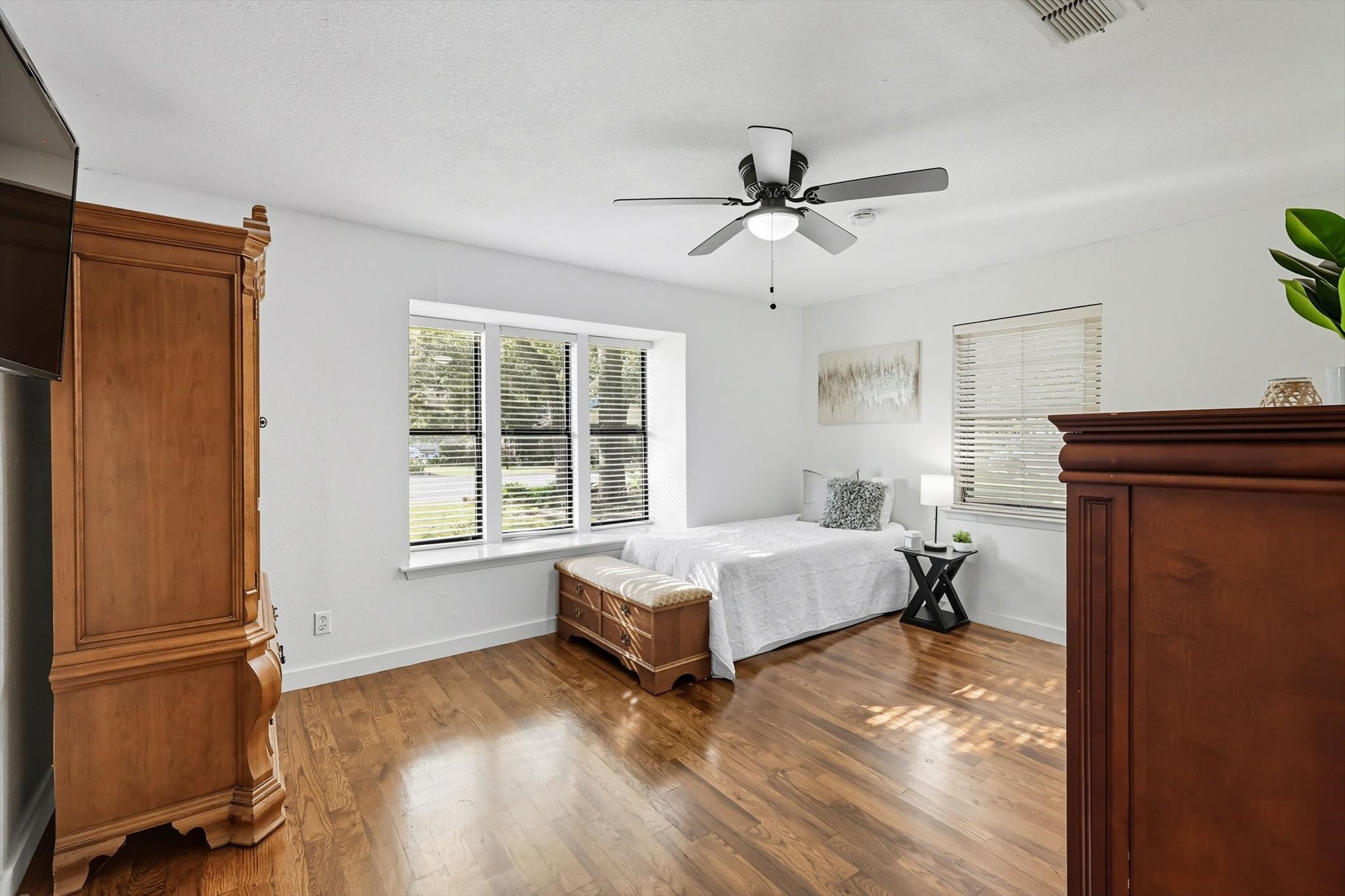 2908 Steve Drive