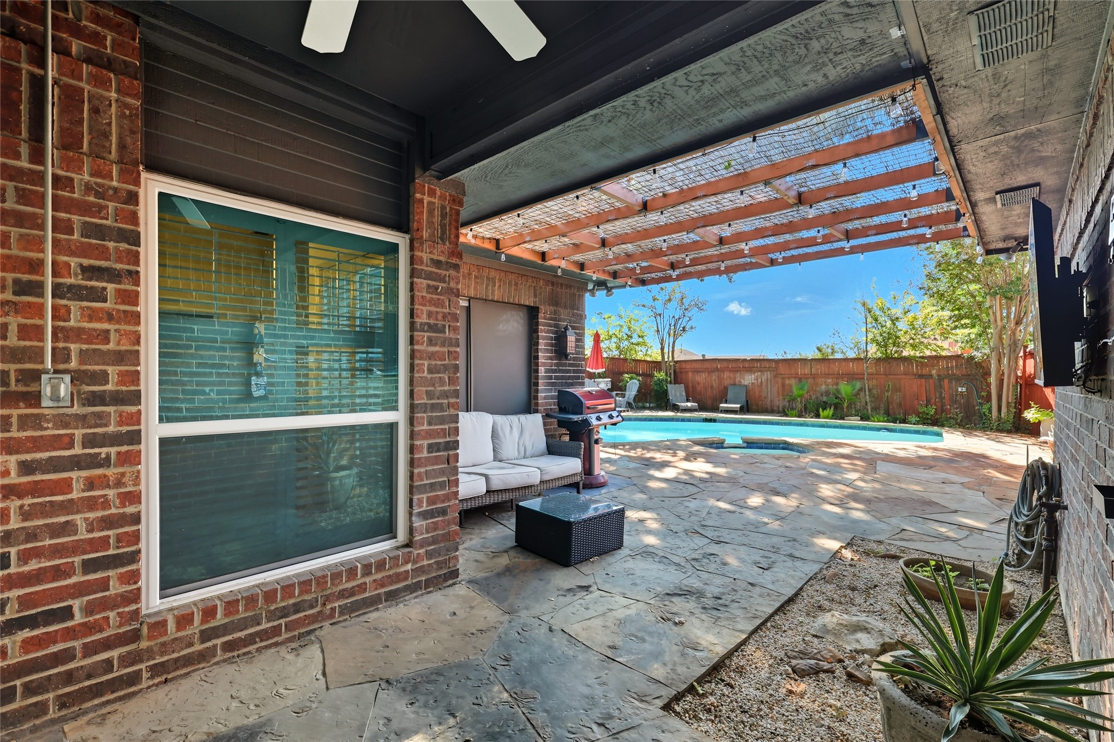 2008 E Branch Hollow Drive