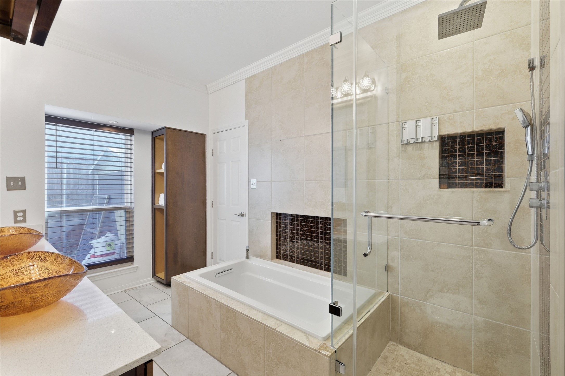 2008 E Branch Hollow Drive