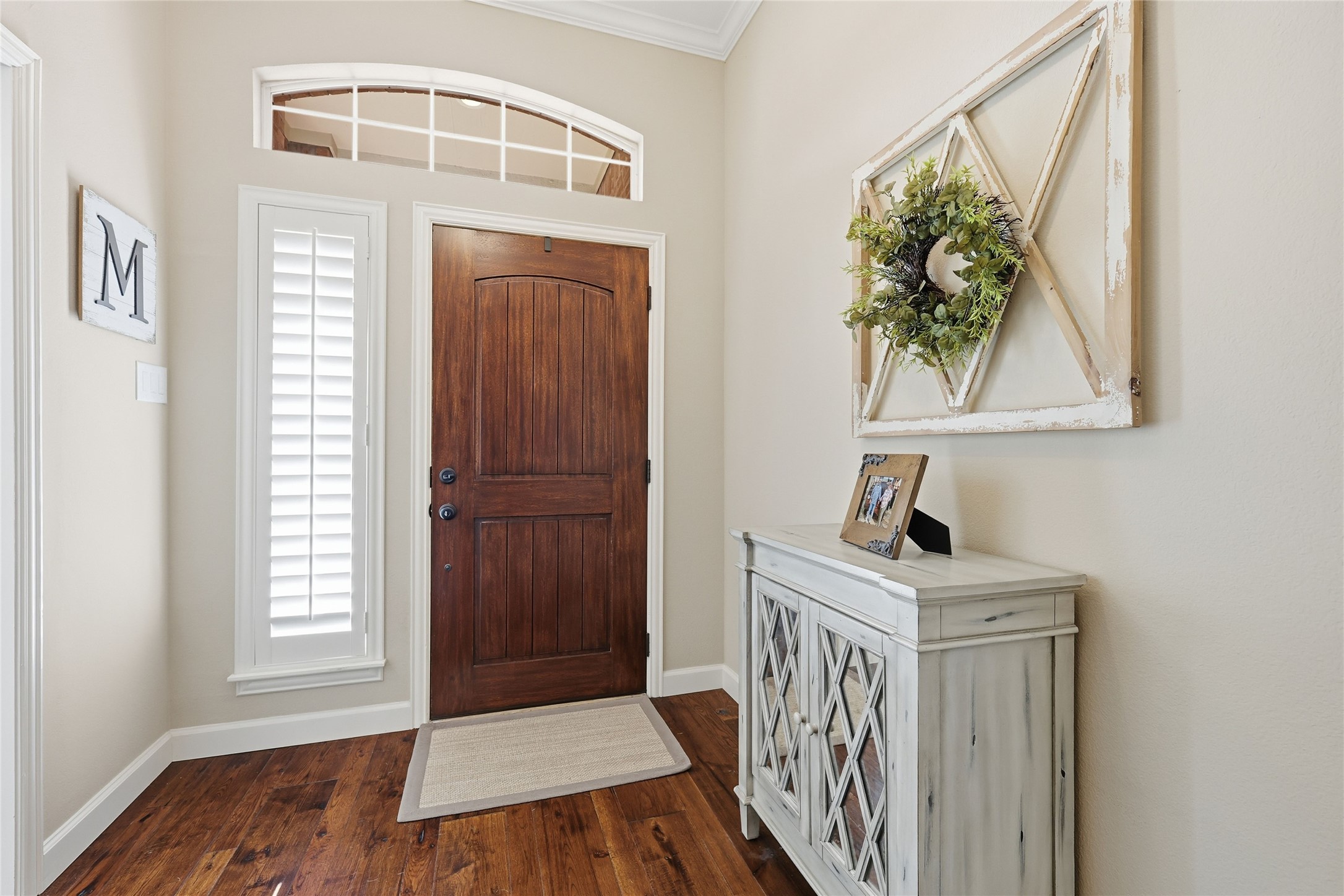 2203 Knoll Ridge Drive