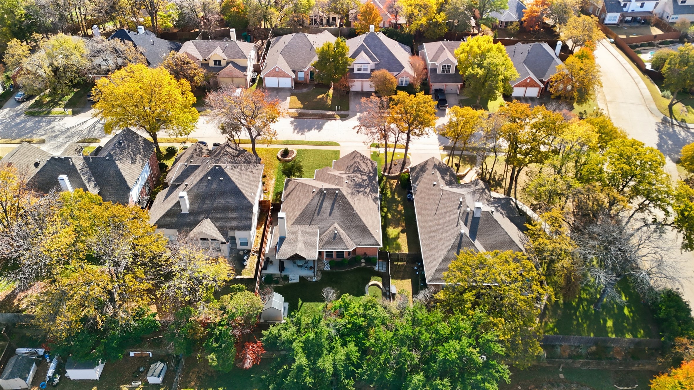 2203 Knoll Ridge Drive