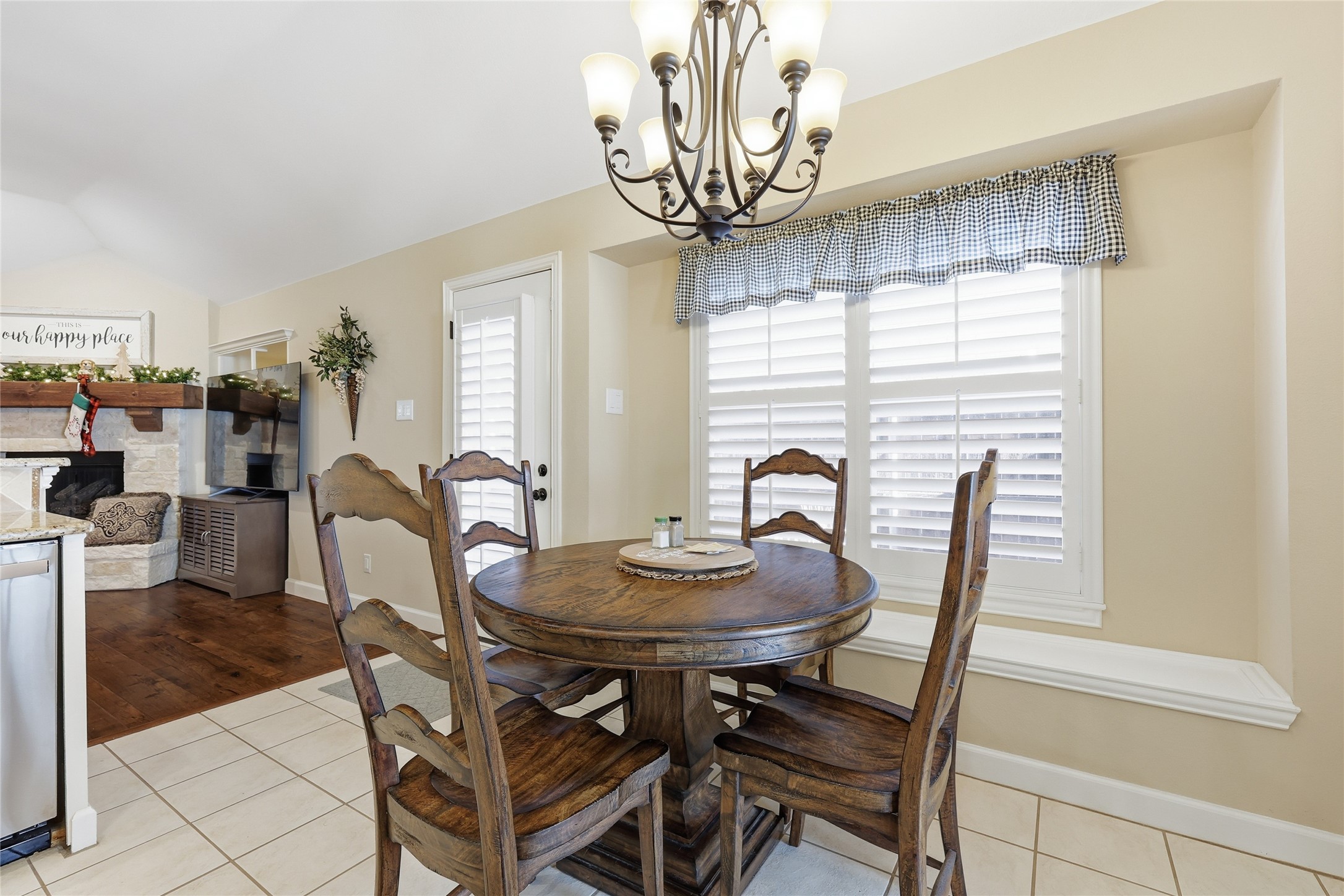 2203 Knoll Ridge Drive