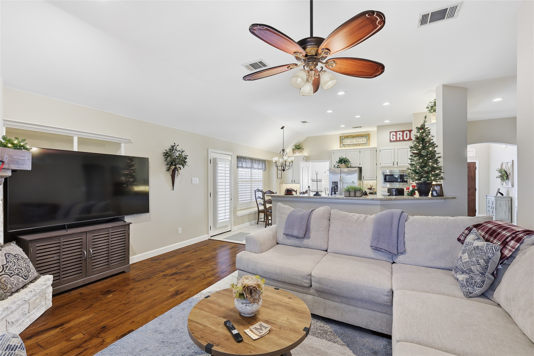 2203 Knoll Ridge Drive