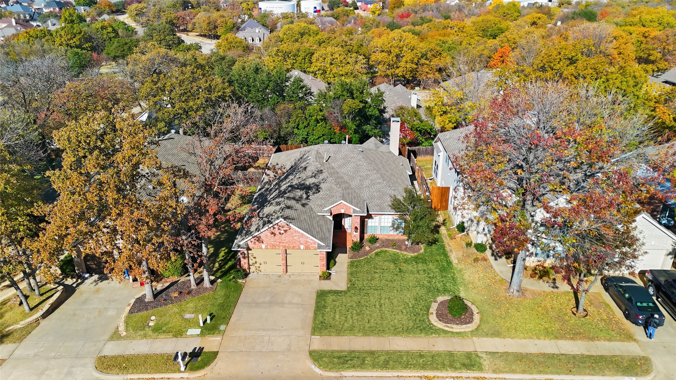 2203 Knoll Ridge Drive