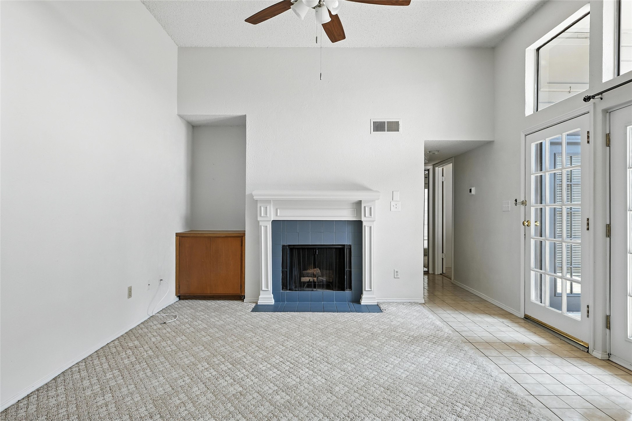 640 Bellaire Drive B