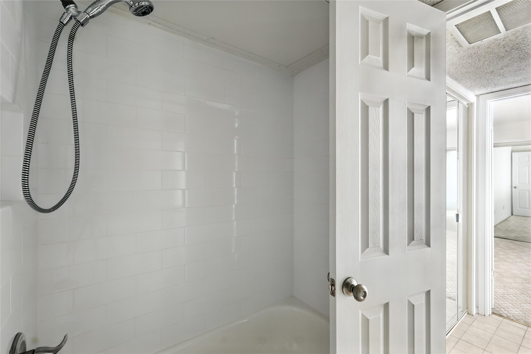 640 Bellaire Drive B