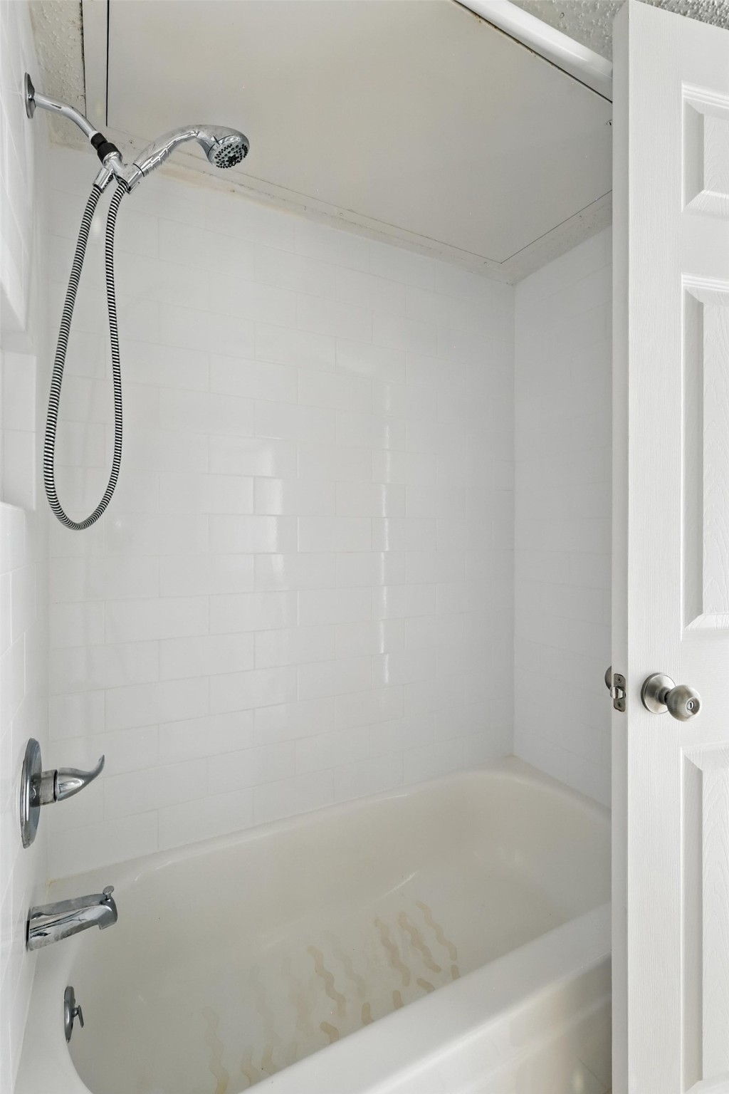 640 Bellaire Drive B