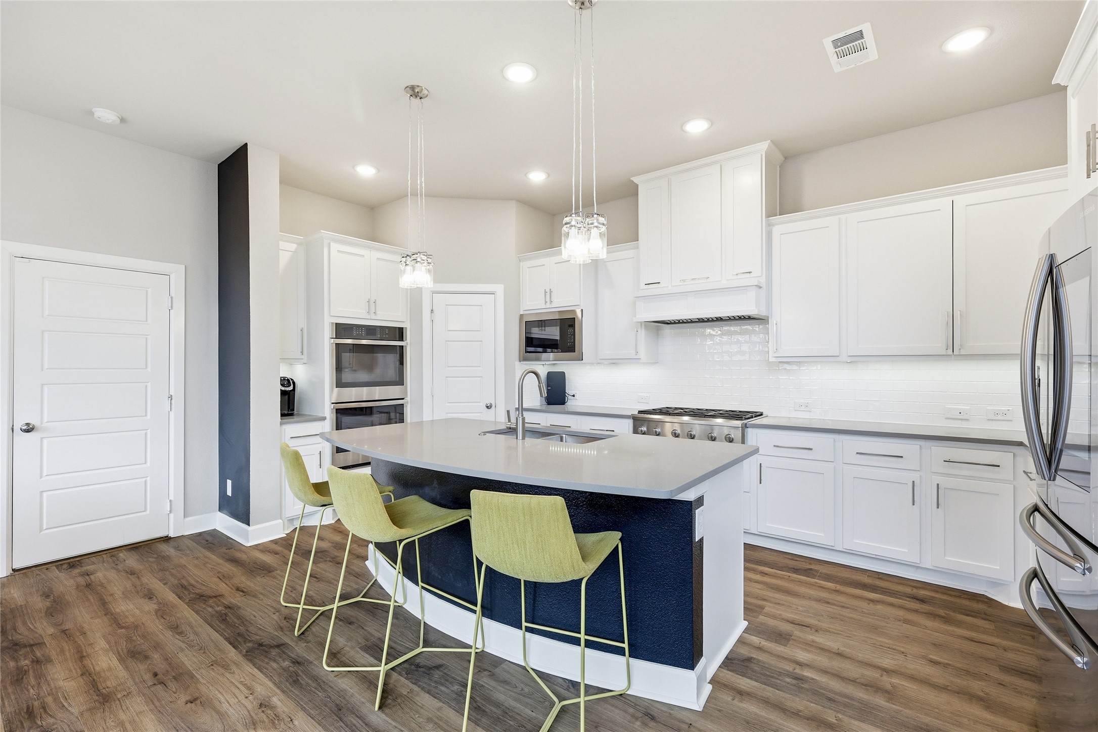 2117 Tolleson Drive
