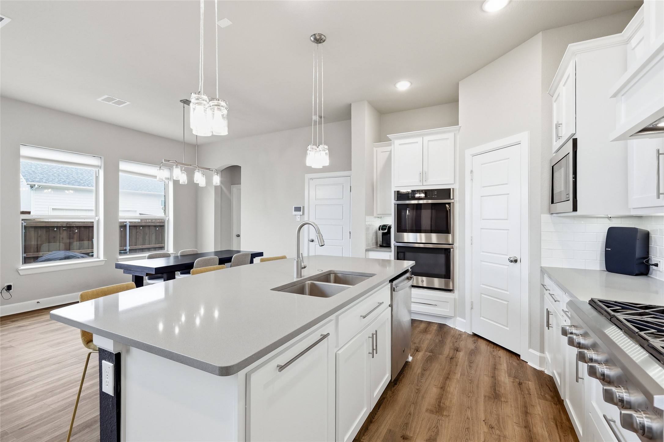 2117 Tolleson Drive