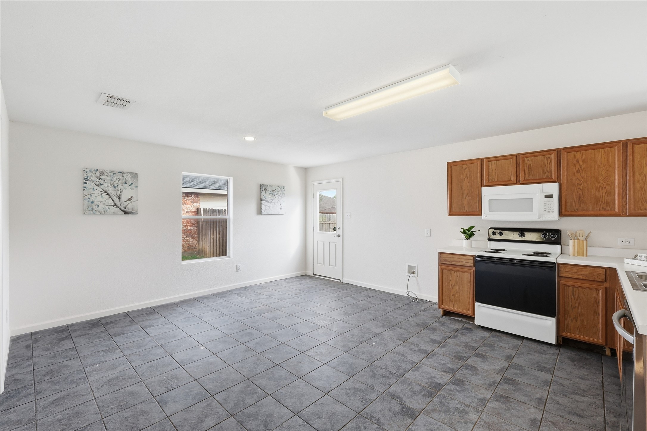 12121 Arbor Lake Road
