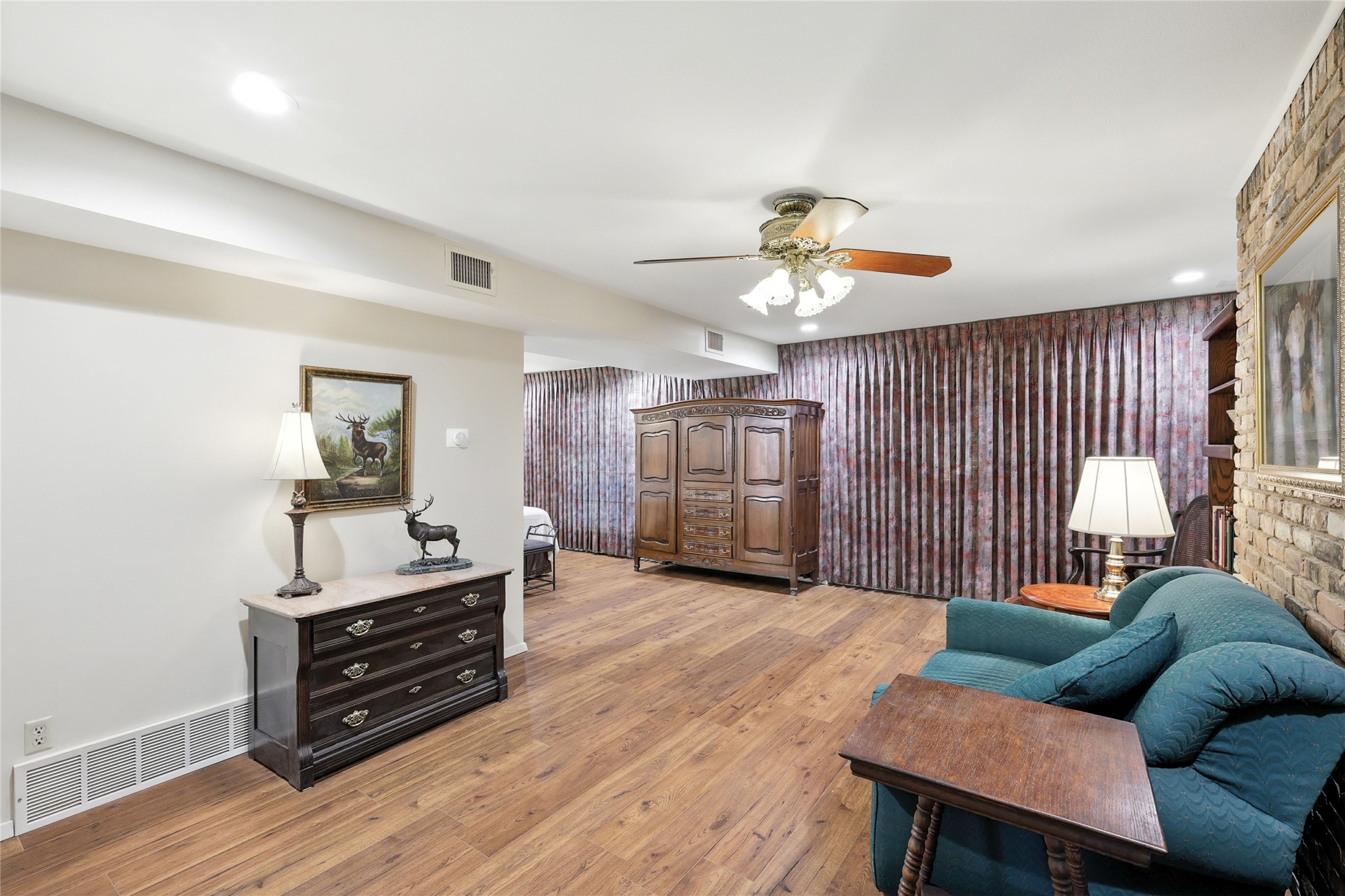 4165 Shady Valley Drive