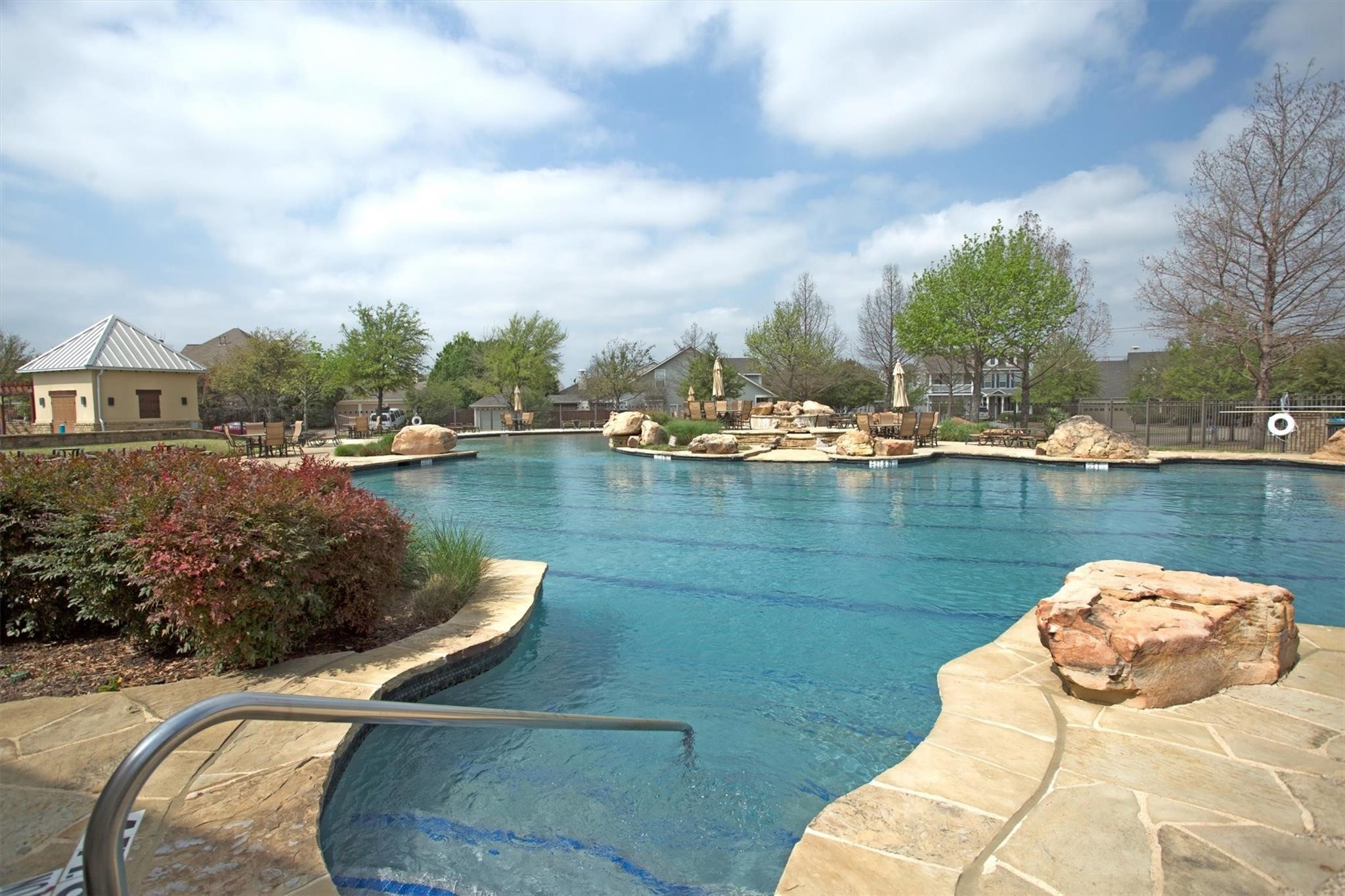1121 Montgomery Way