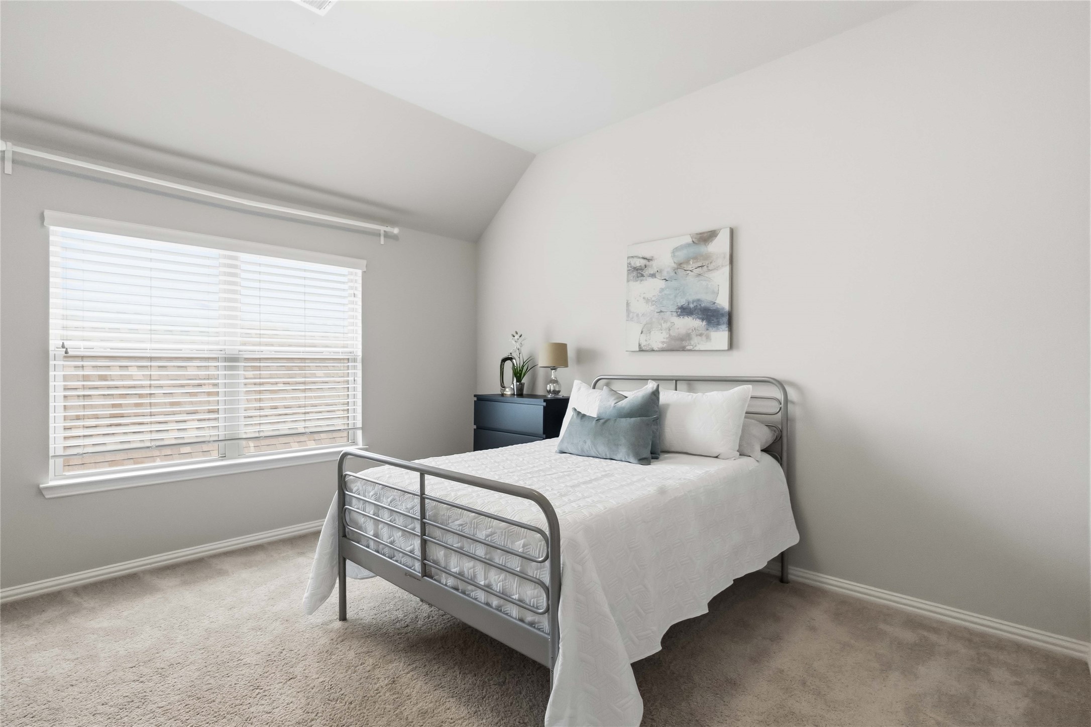 1121 Montgomery Way