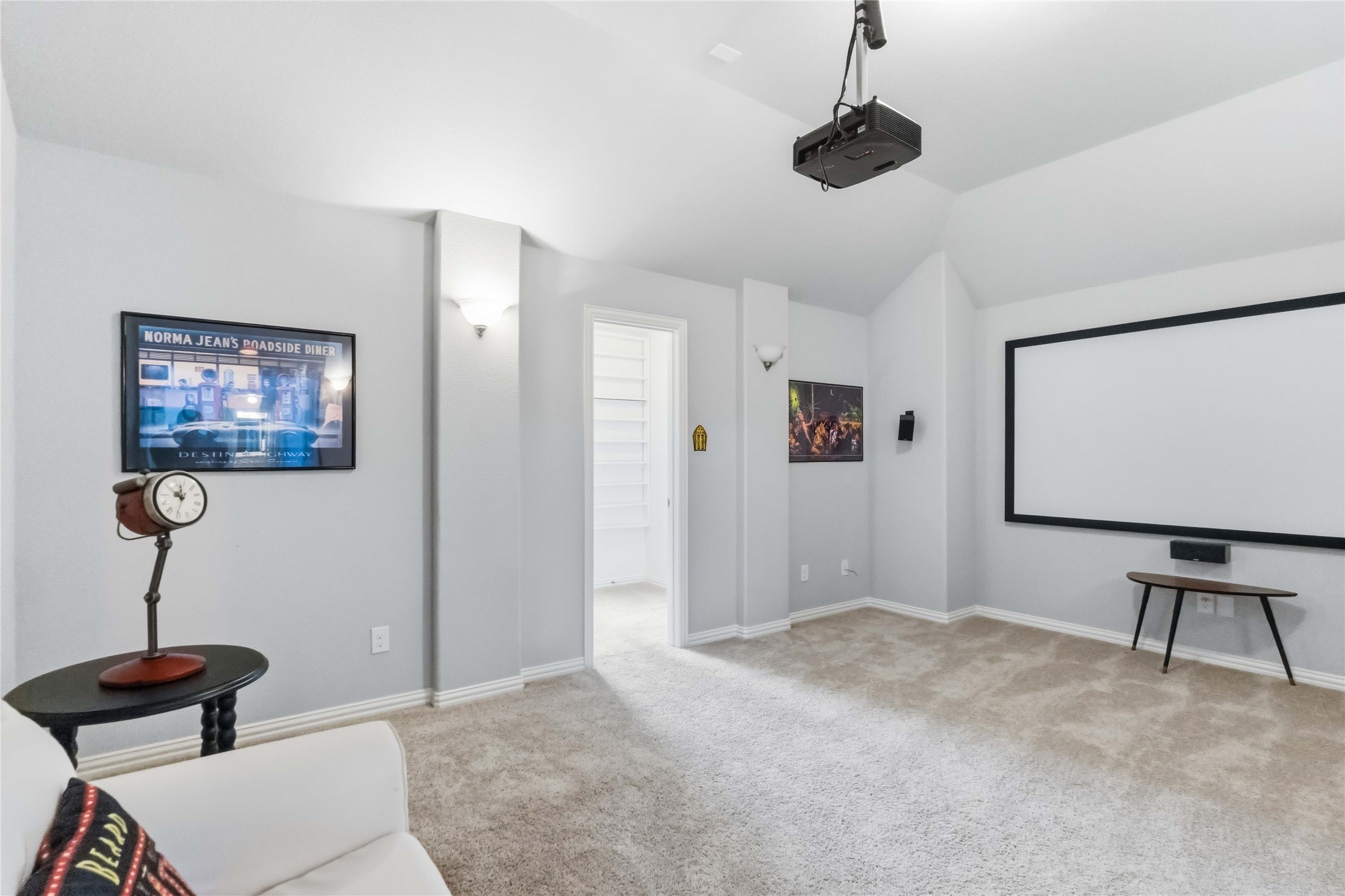 1121 Montgomery Way
