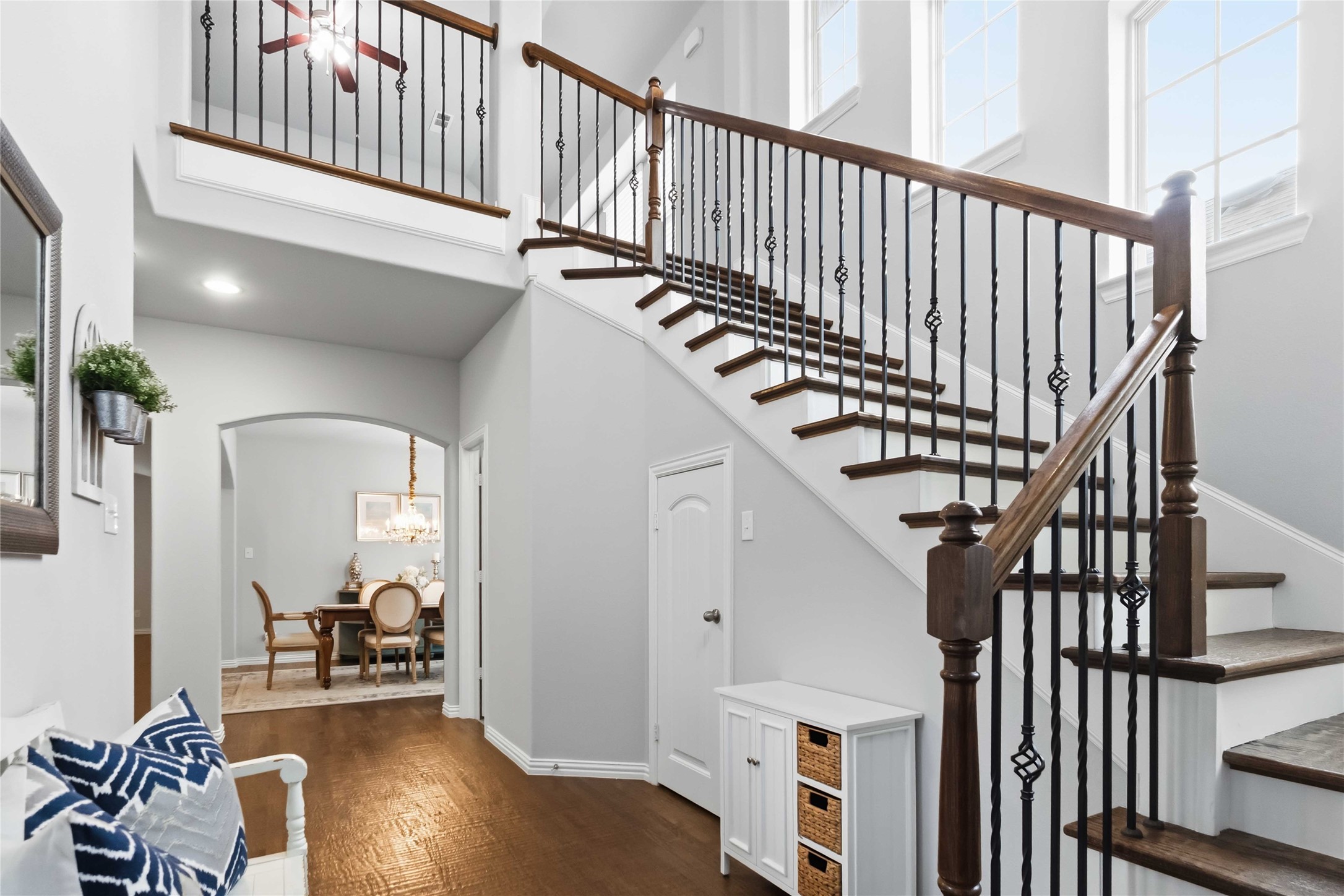 1121 Montgomery Way