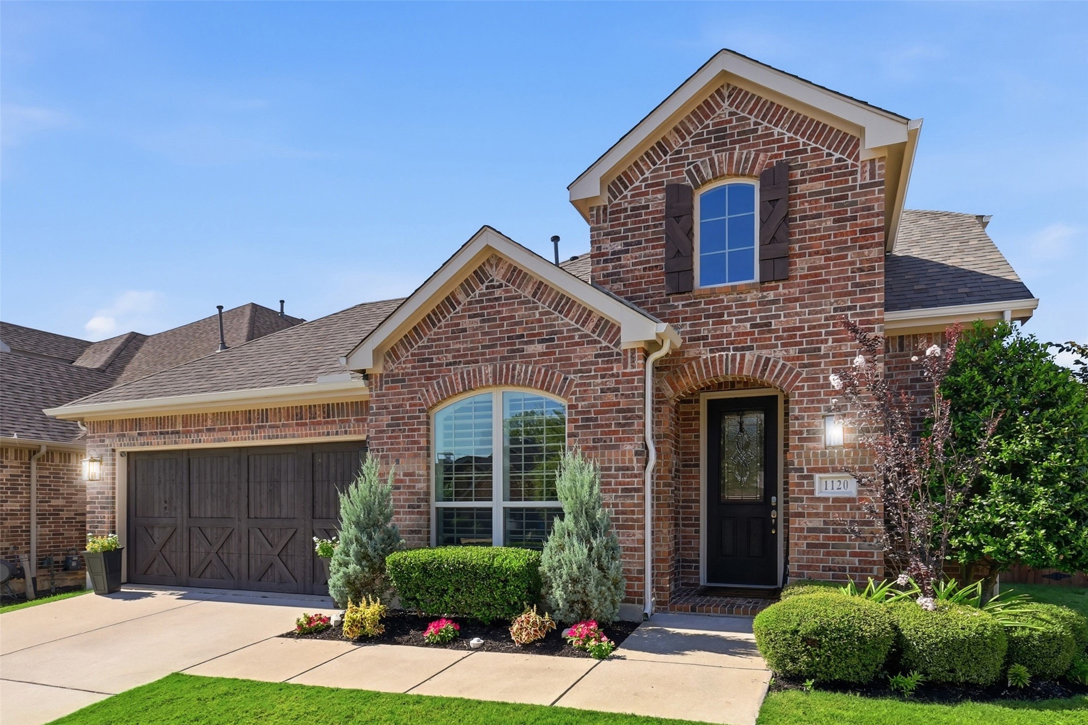 1120 Montgomery Way