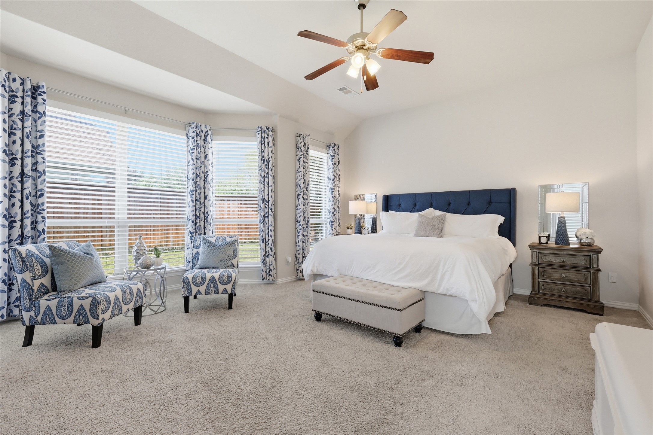 1120 Montgomery Way