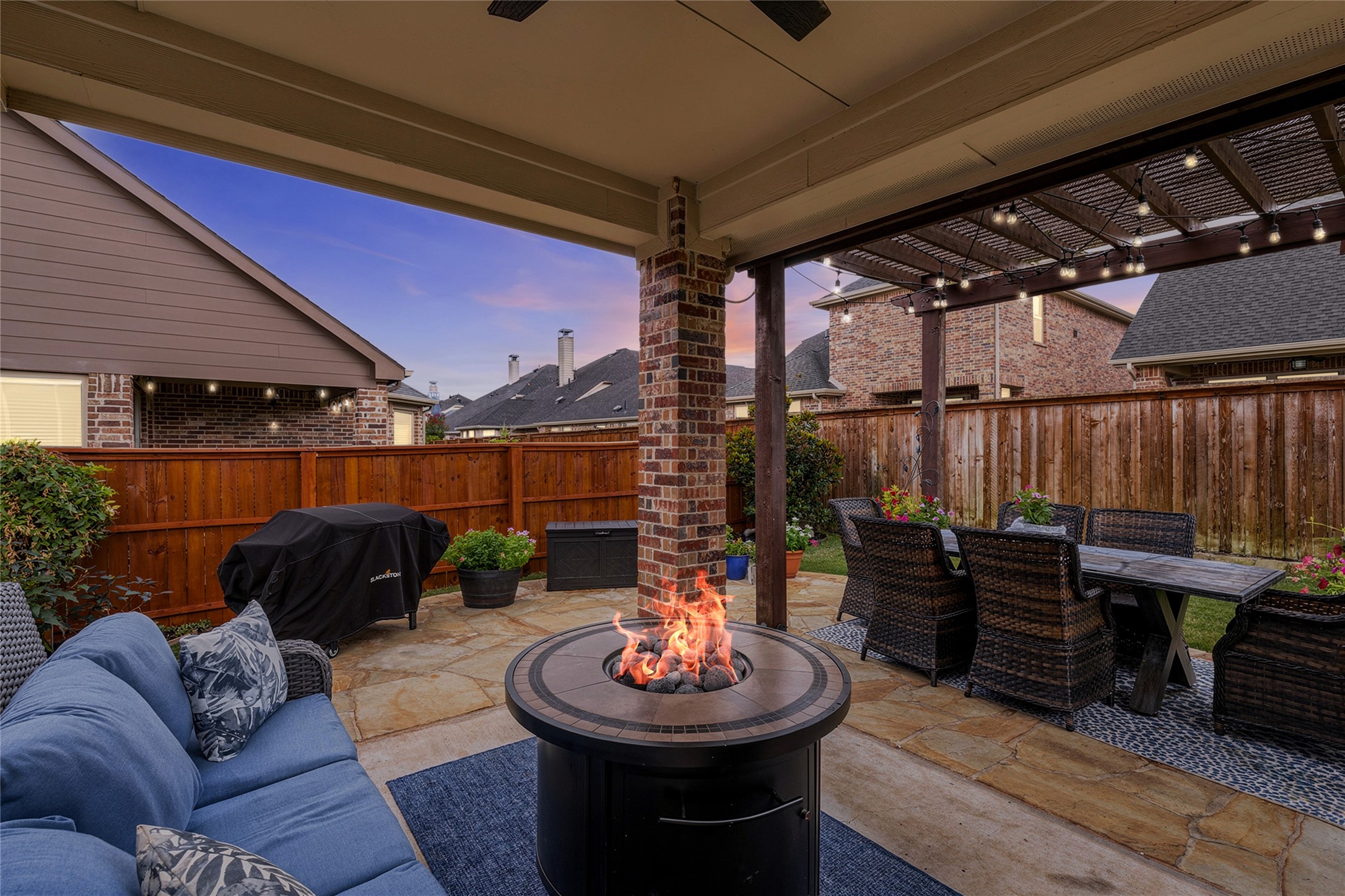 1120 Montgomery Way