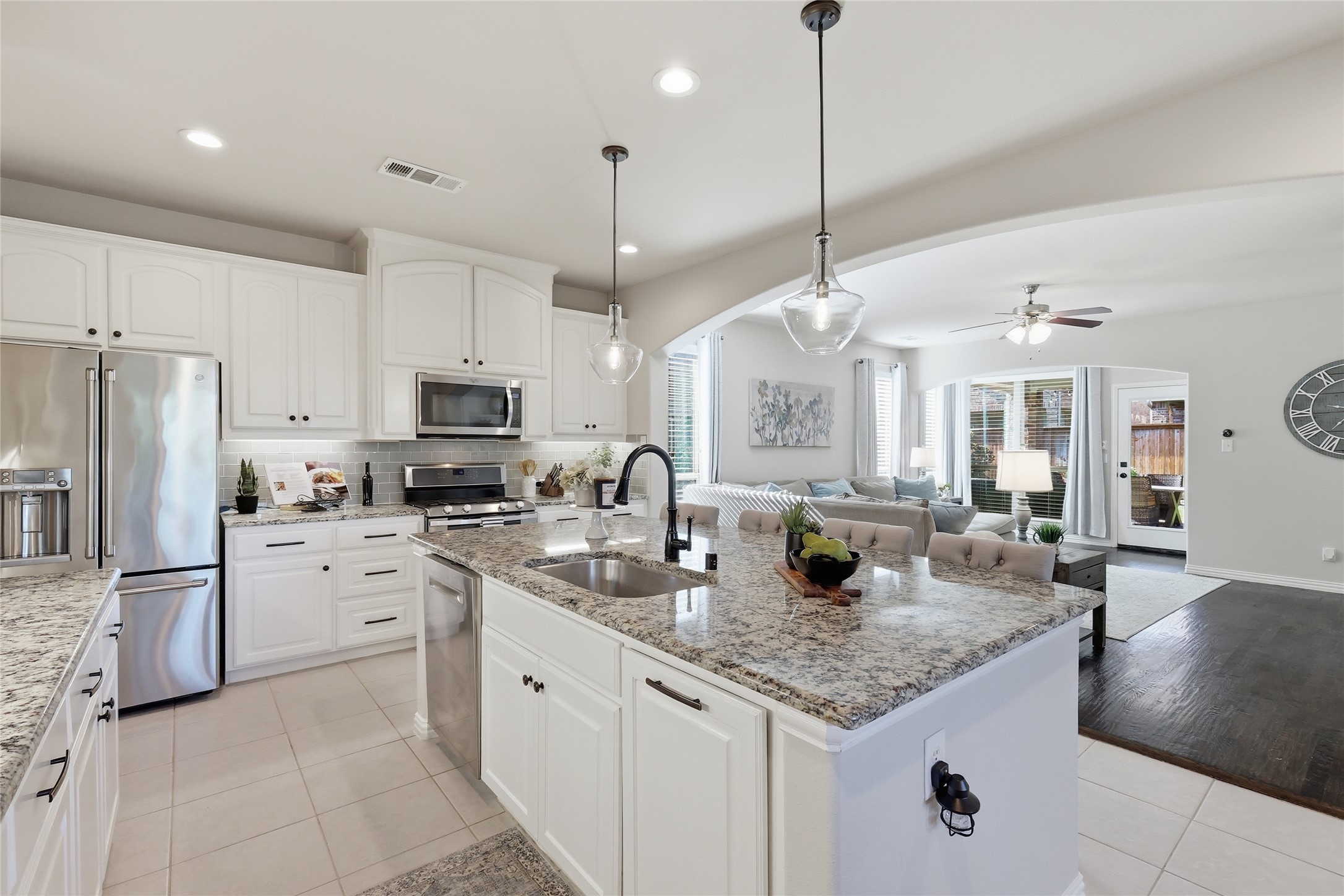 1120 Montgomery Way