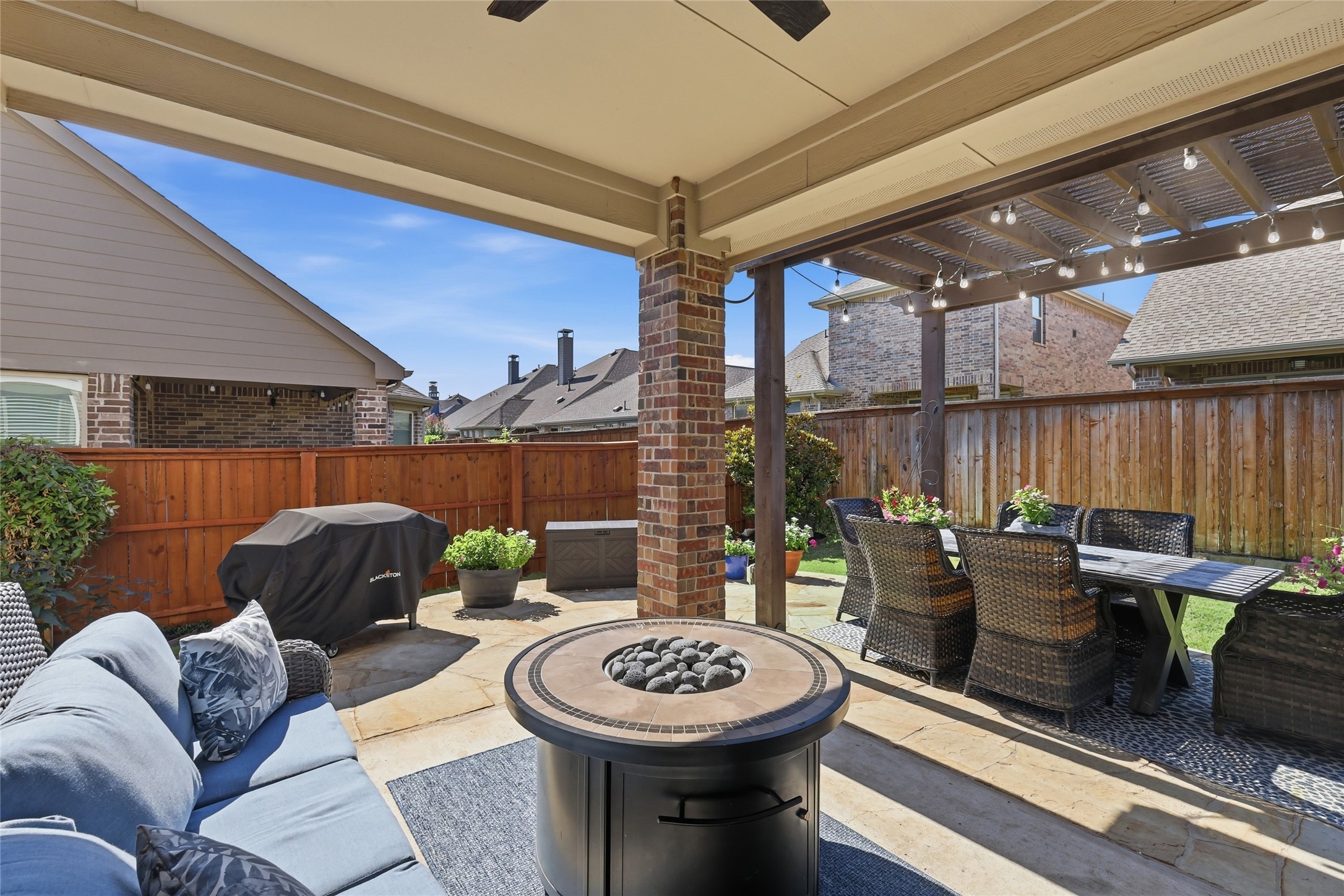 1120 Montgomery Way