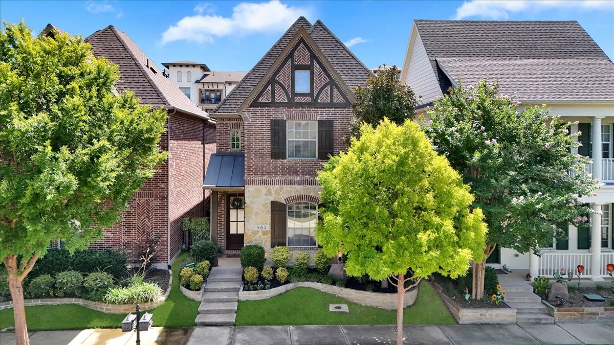 462 Loma Alta Drive