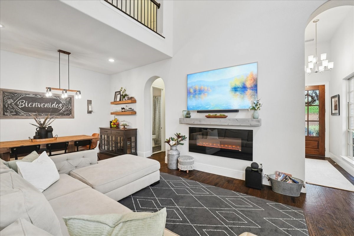 462 Loma Alta Drive