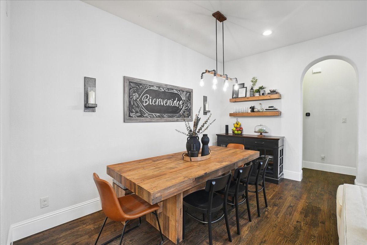 462 Loma Alta Drive