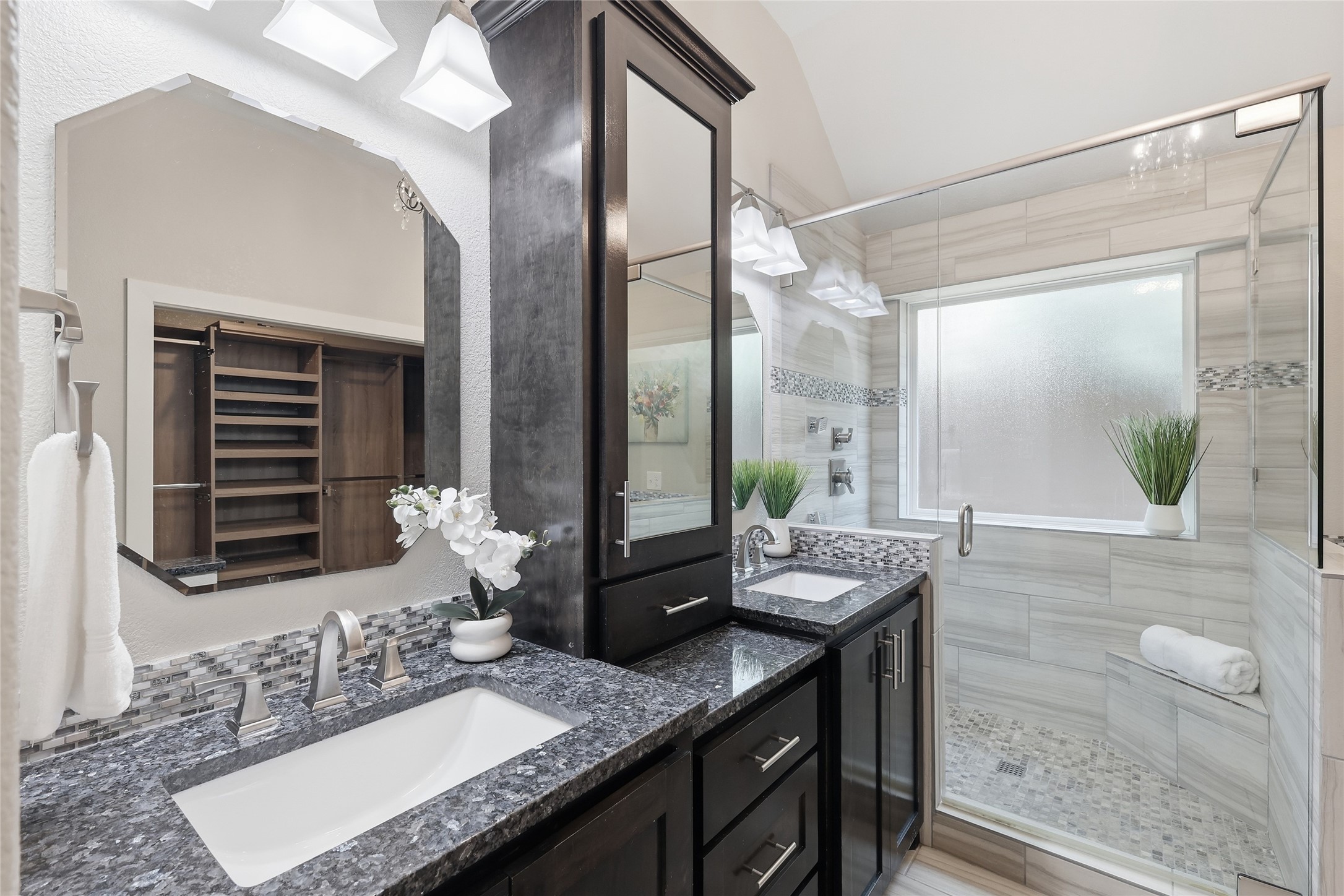 2313 Whitman Lane