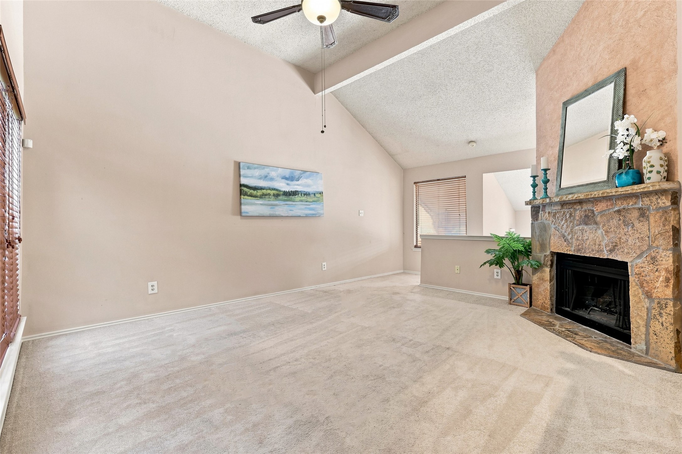 2923 Menlo Park Lane