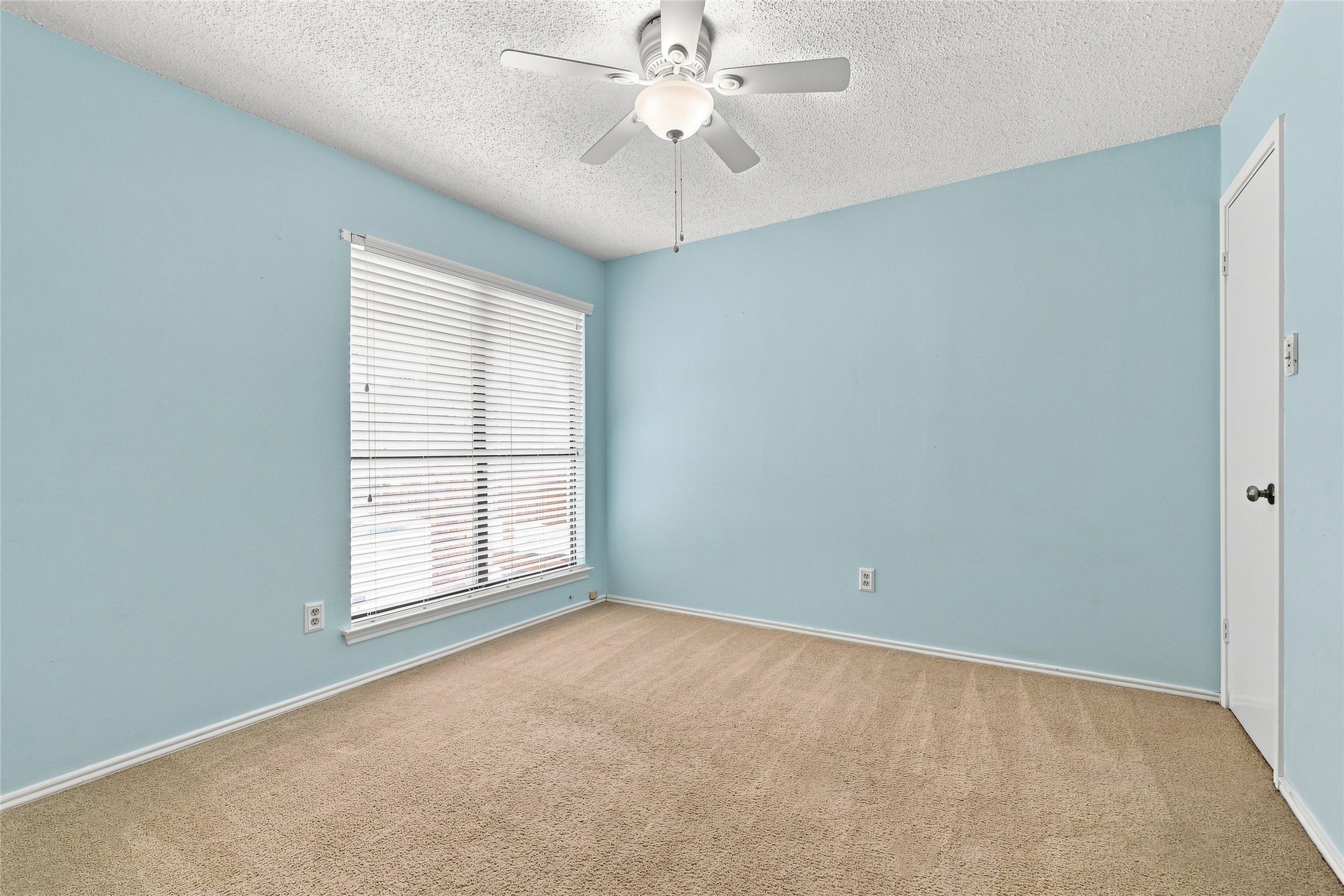 2923 Menlo Park Lane